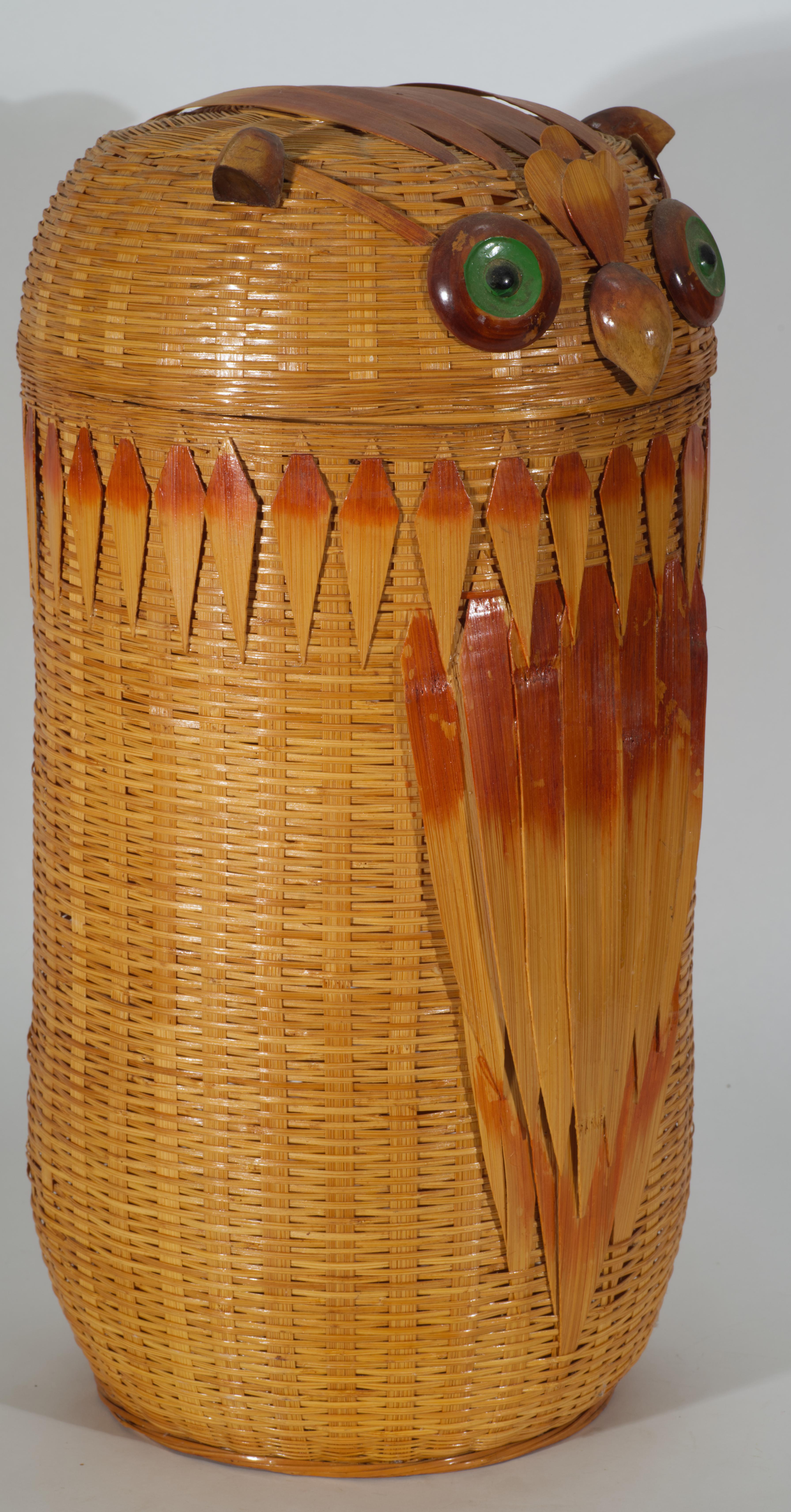 Bamboo Wicker & Wood Large Storage Basket with Owl Lid For Sale 4