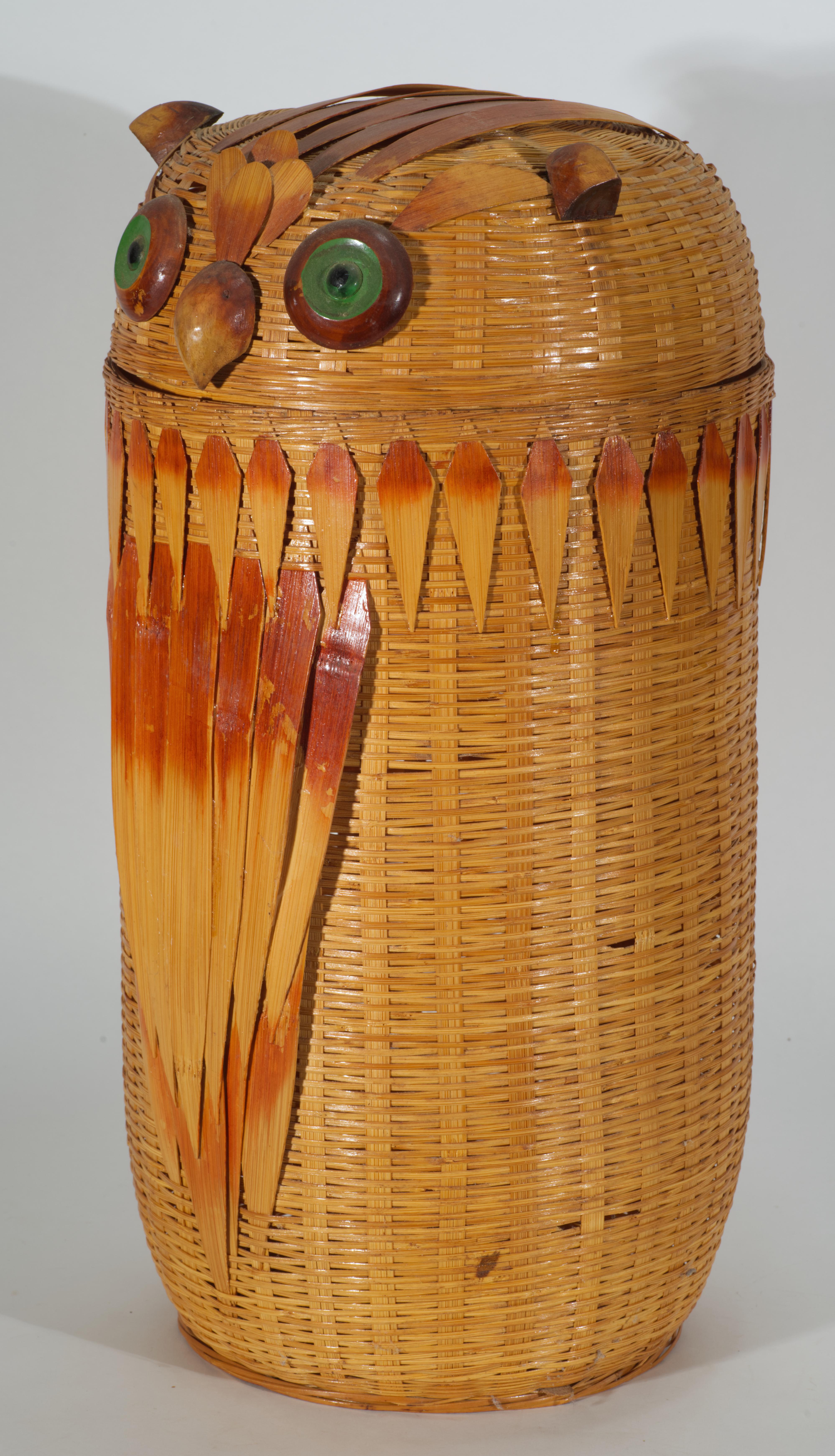 Bamboo Wicker & Wood Large Storage Basket with Owl Lid For Sale 5