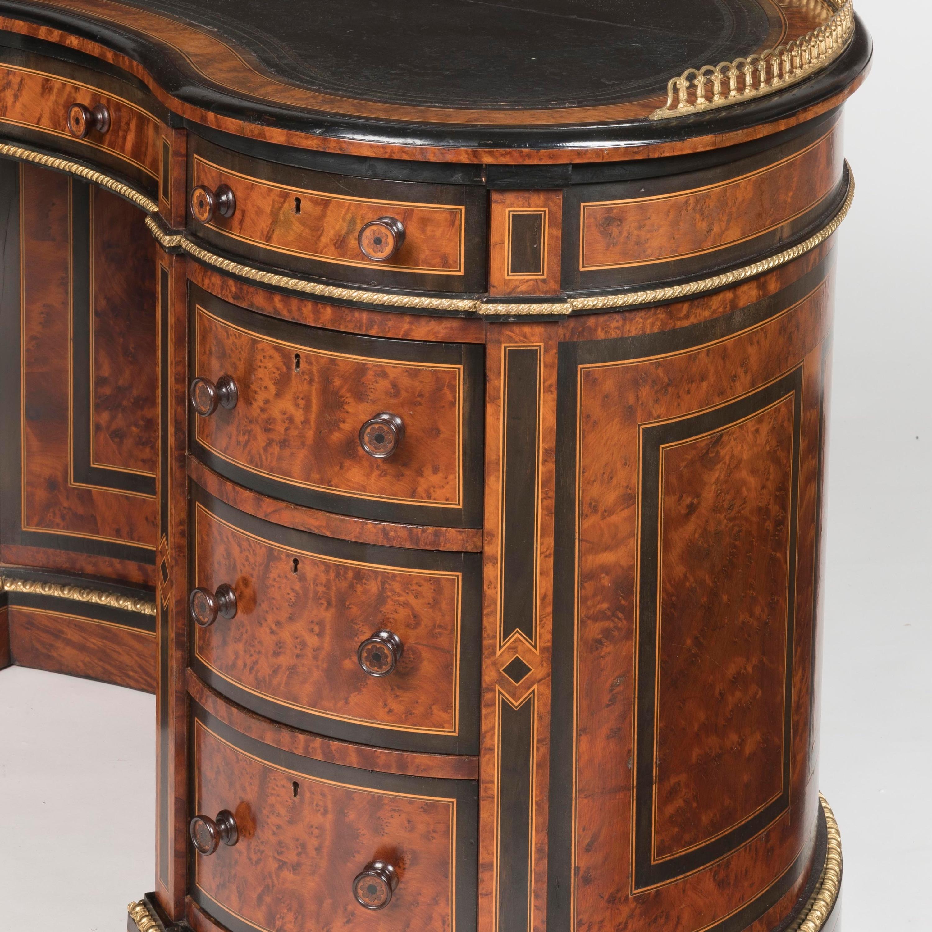 19th Century Amboyna Burl Kidney Desk with Gilt Bronze, attributed to Gillows, circa 1870 For Sale
