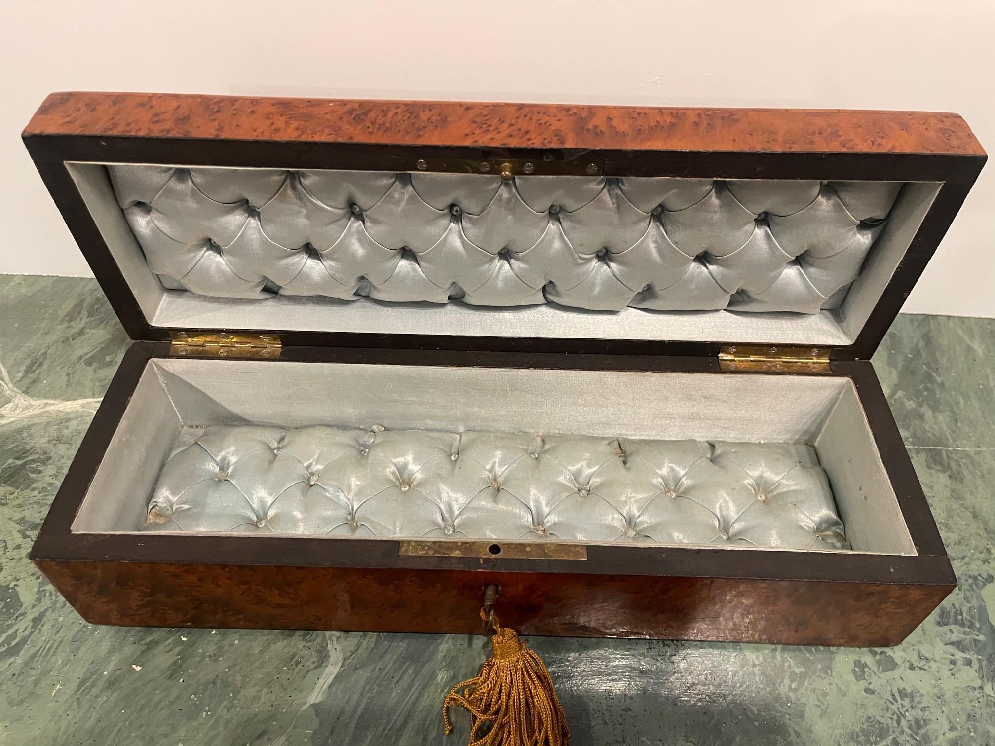 Amboyna Burl Wood and Brass-Inlaid Glove Box, Late 19th Century For Sale 3