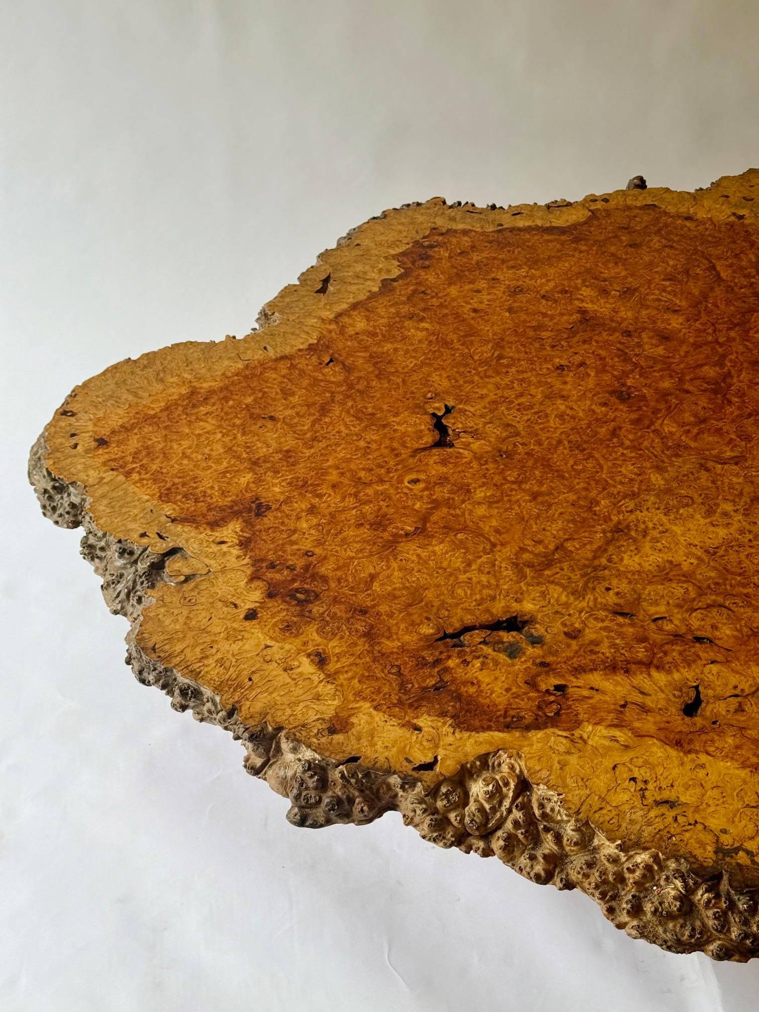 Travail du bois Amboyna Burl Wood des Philippines.  Très rare Wood Wood et Size.  Live Edge. en vente