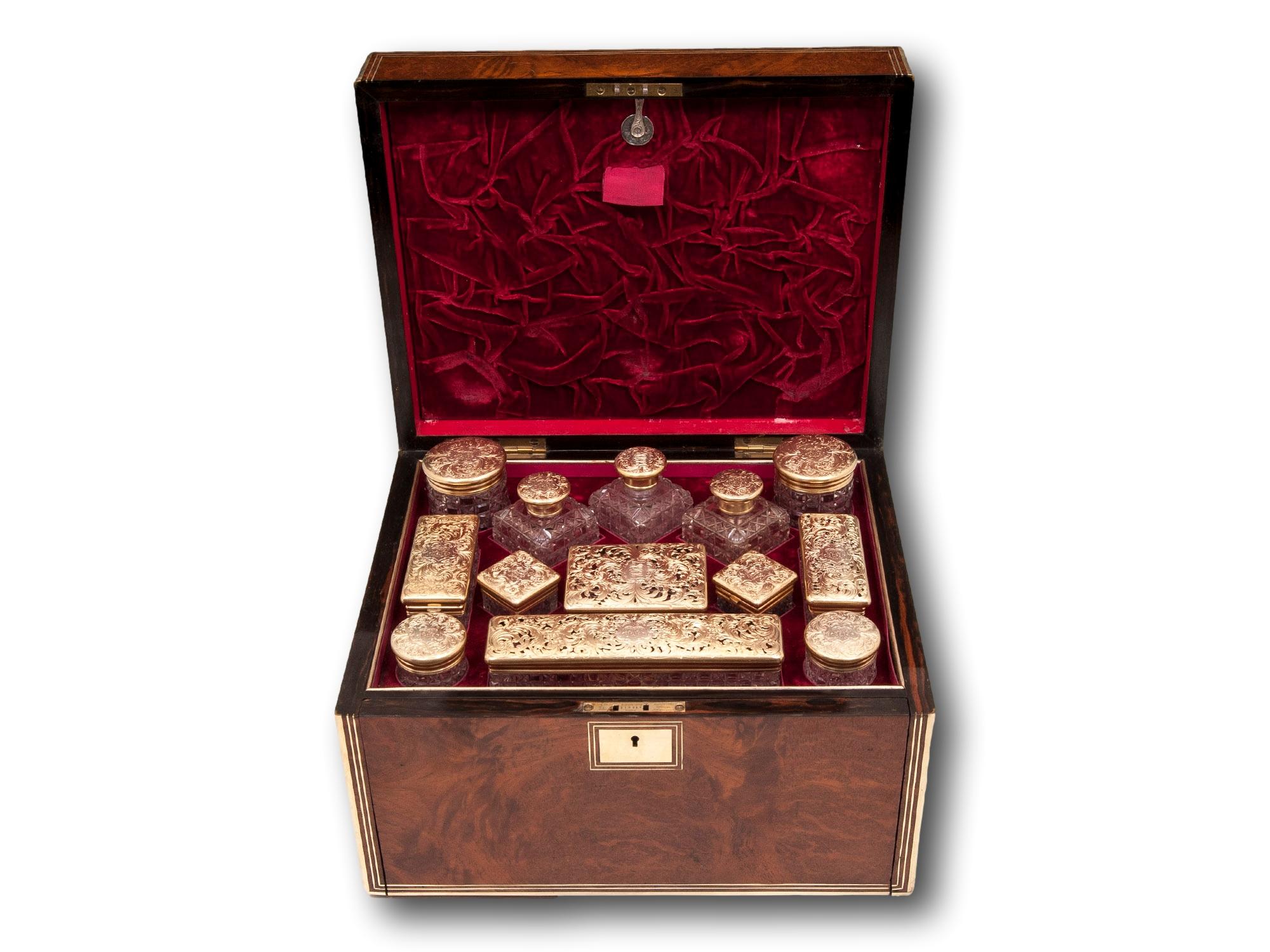 19th Century Amboyna Vanity Box Joseph Rodgers & Sons For Sale