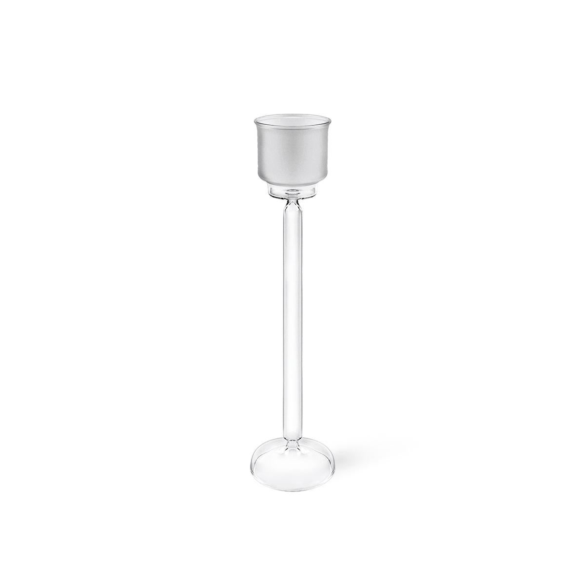 Handgefertigter Kerzenhalter aus geblasenem Glas von Ambra, entworfen von Aldo Cibic (Moderne) im Angebot