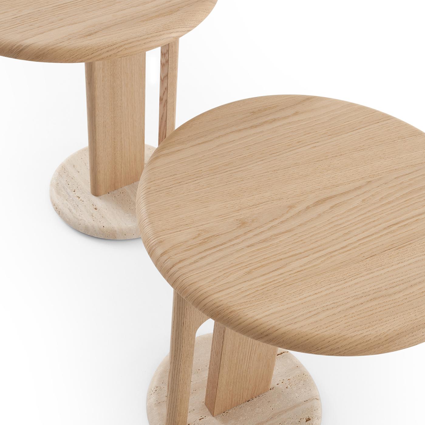 Ambrogio Basso Beige Oak Side Table with Roman Travertine Marble Base (Italienisch) im Angebot