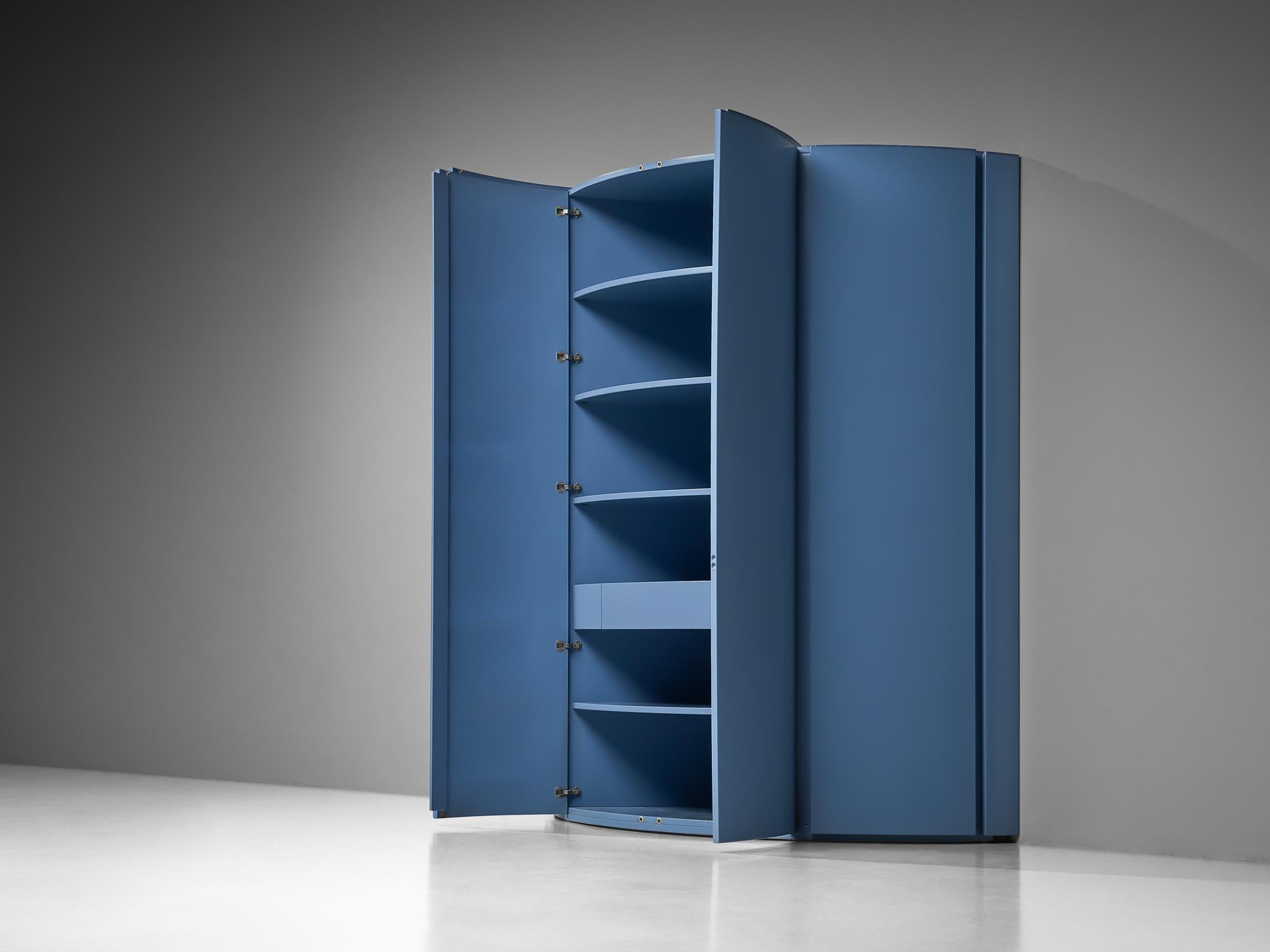 Ambrogio Tresoldi and Alberto Salvati, cabinet / wardrobe, lacquered wood, Italy, 1970s

Ambrogio Tresoldi and Alberto Salvati began their careers at the Politecnico di Milano under the mentorship of Carlo De Carli. After graduating in 1960, they
