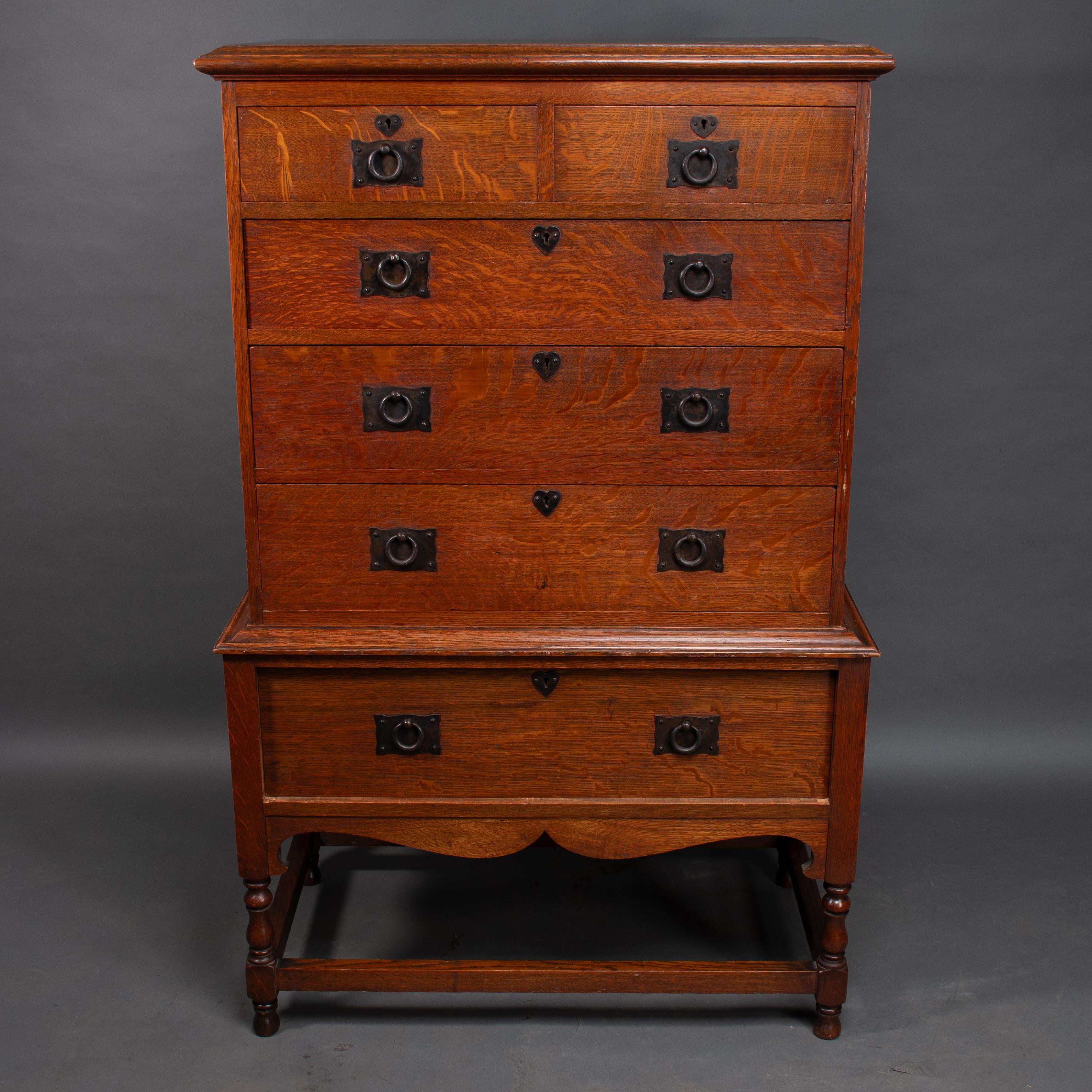 Ambrose Heal A Rare Mansfield oak chest of drawers with Iron heart escutcheons and handles in wonderful original condition. The quality is very high using beautifully figured quarter-sawn oak right down to the drawer sides and bottoms.
Separates