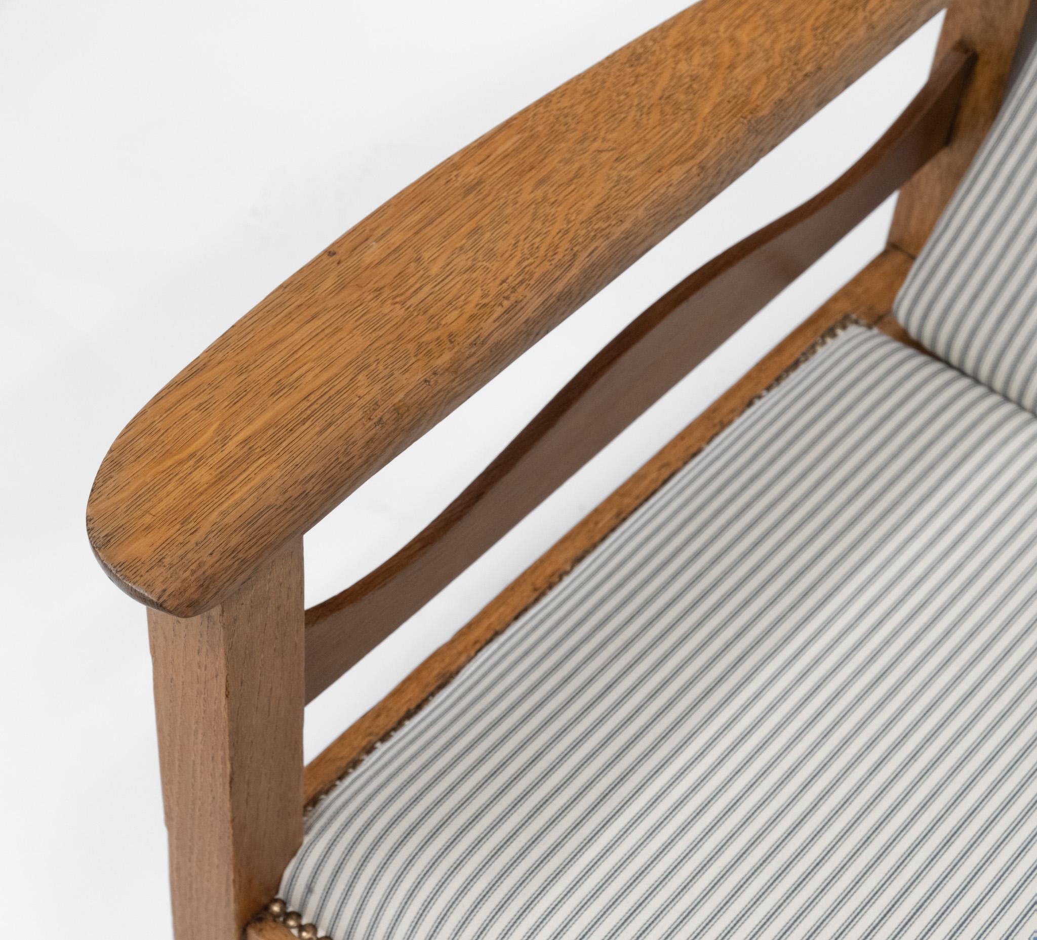 Ambrose Heal's Oak Arts & Crafts Reclining Chair im Angebot 6