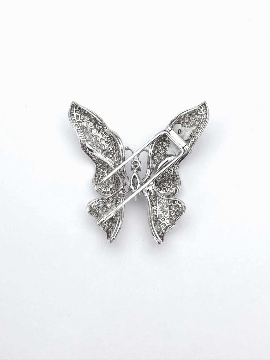 Ambrosi 18 Karat White Gold, 7.38 Carat Diamond Butterfly Brooch For Sale 1