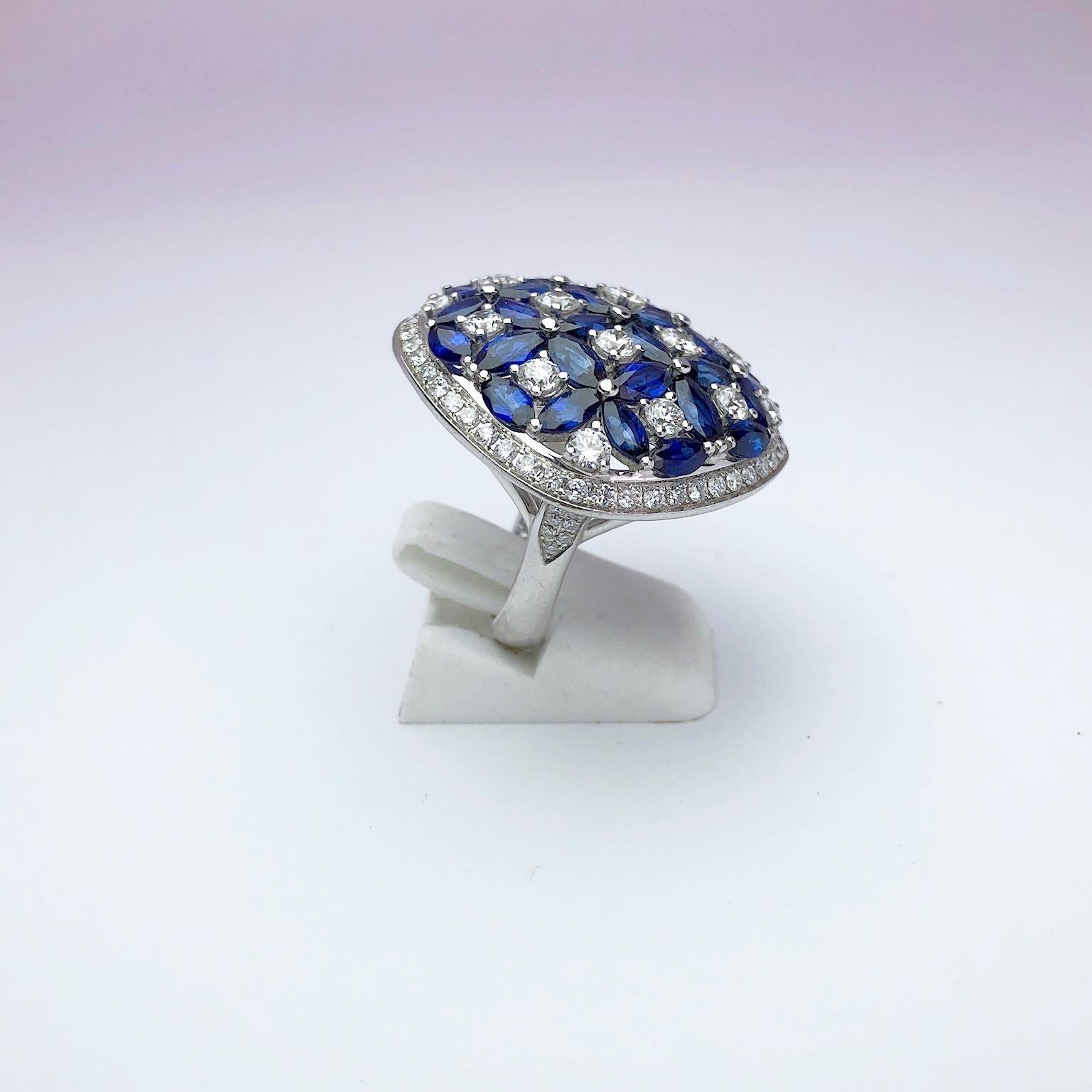 Ambrosi Bague en or blanc 18 carats avec saphir bleu de 8,67 carats et diamants de 2,20 carats Unisexe en vente