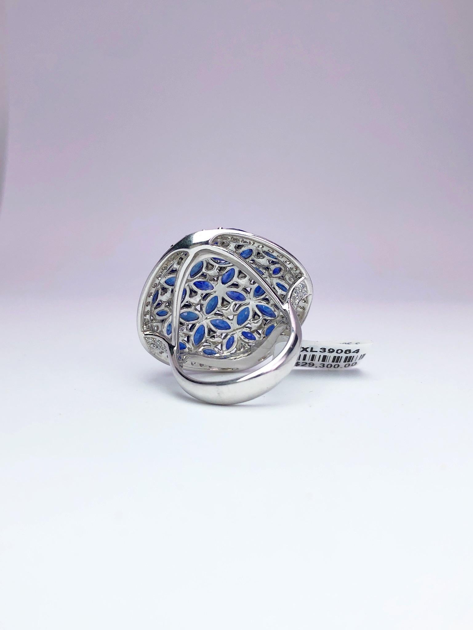 Ambrosi Bague en or blanc 18 carats avec saphir bleu de 8,67 carats et diamants de 2,20 carats en vente 1