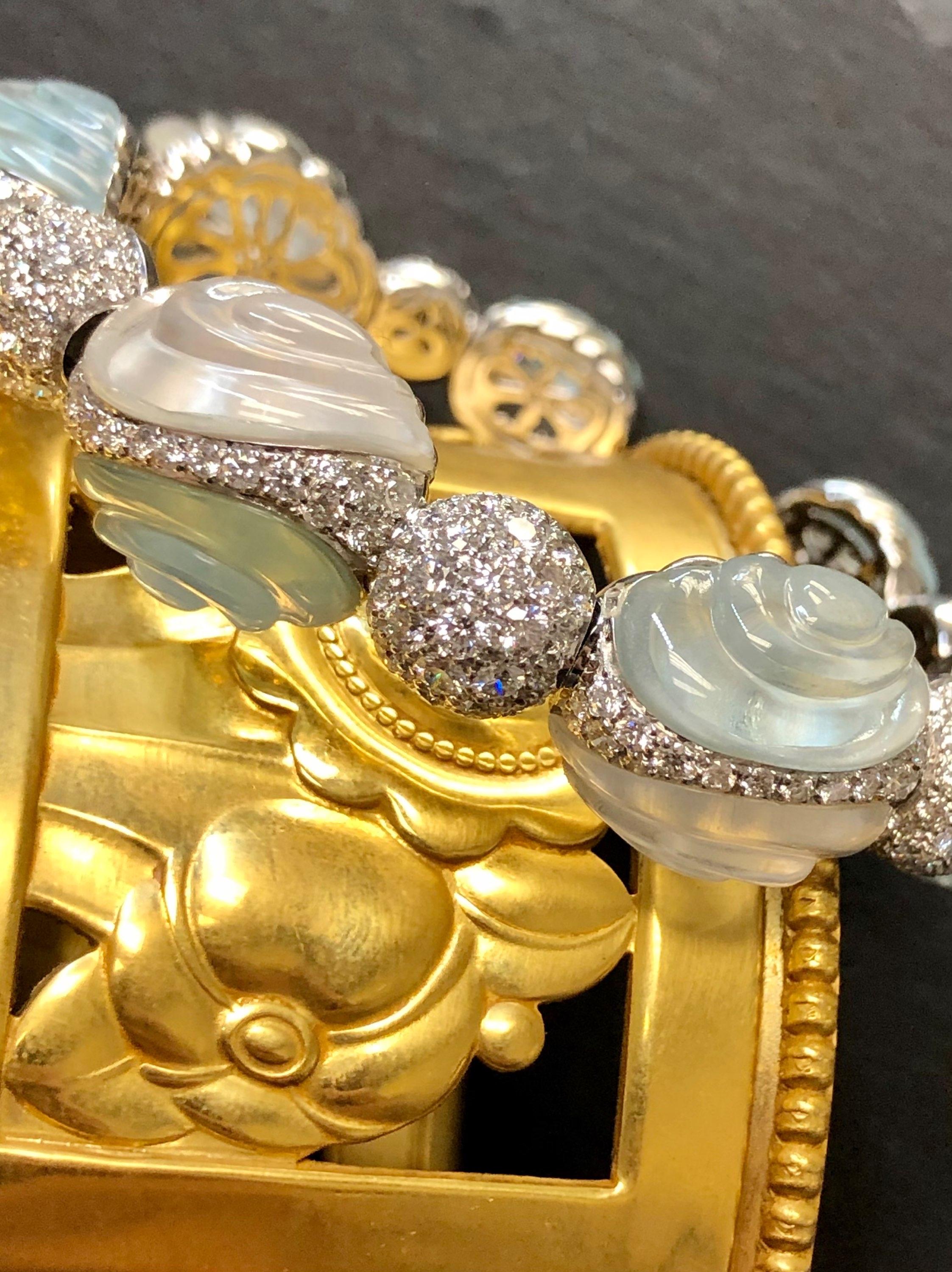 Ambrosi Bon Bon 18K Carved Aquamarine & Quartz Diamond Bangle Bracelet In Good Condition For Sale In Winter Springs, FL