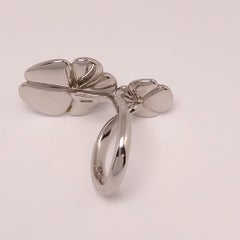 Ambrosi Cellini Exclusive 18 Karat White Gold and Turquoise Clover Ring