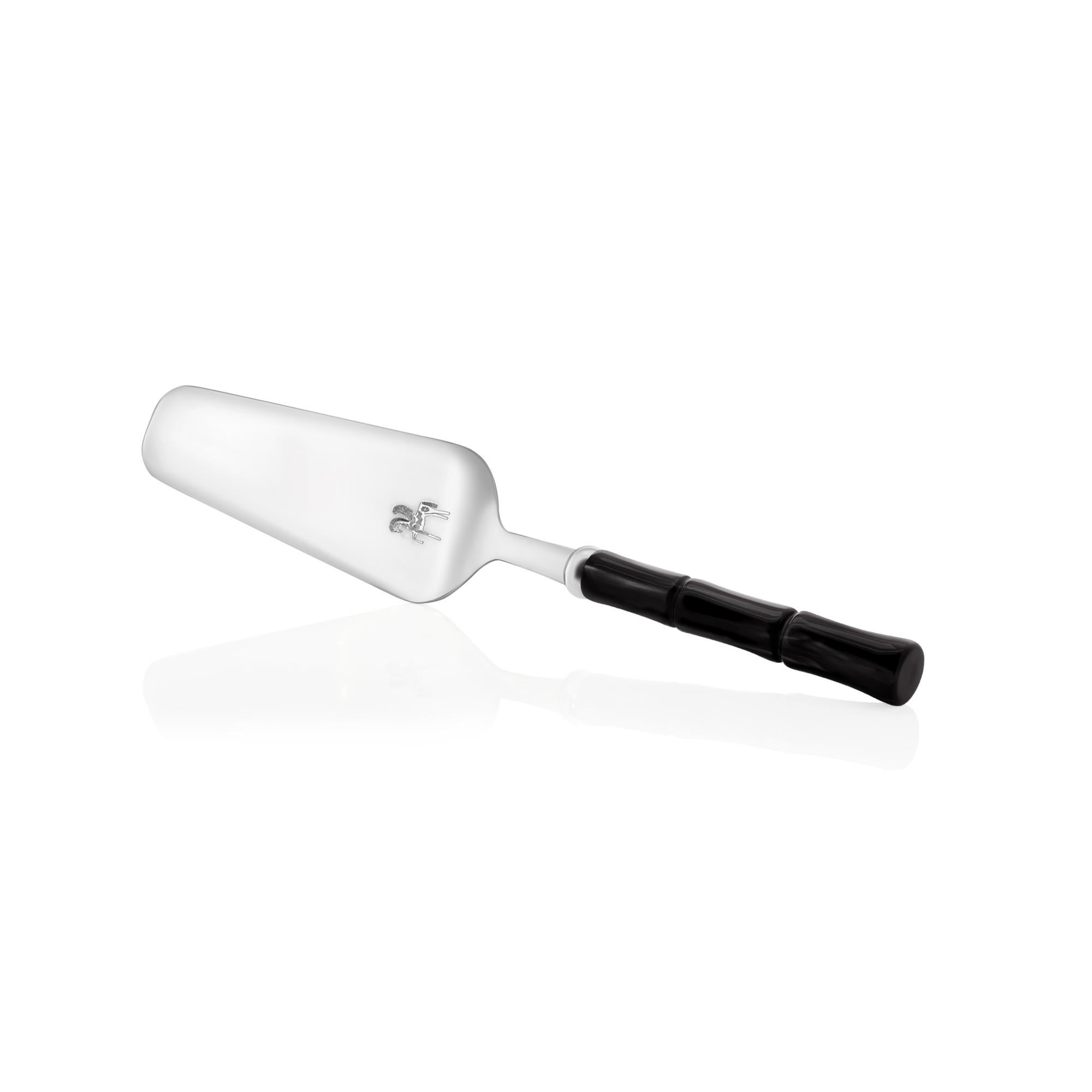 Ambrosiá Portapasteles de Cristal Negro/Transparente/Ambar Hecho a Mano - Elegante Pieza para Servir en Nuevo estado para la venta en Glendale, CA