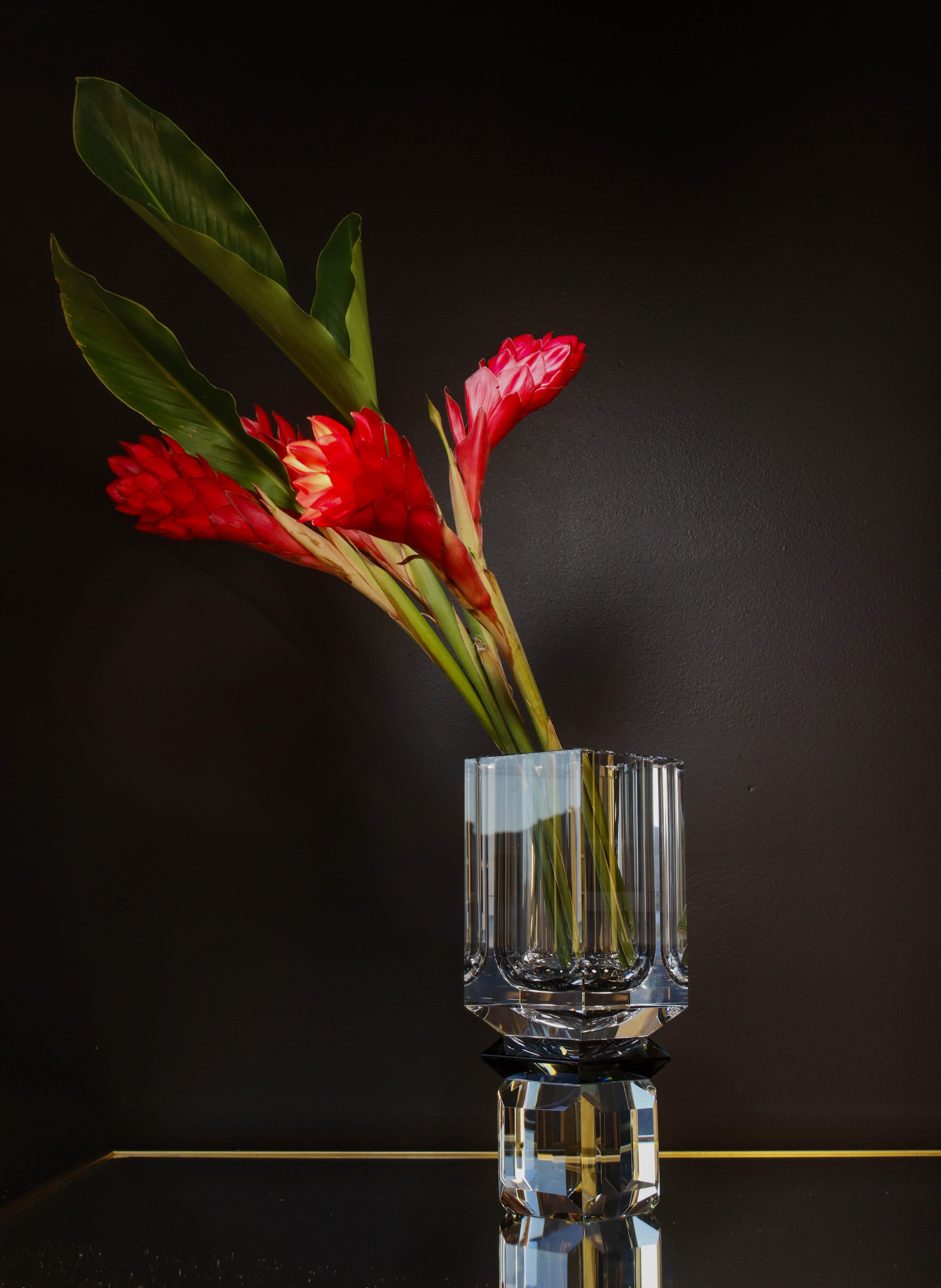 Modern Ambrosià  handcrafted Crystal Flower Vase For Sale