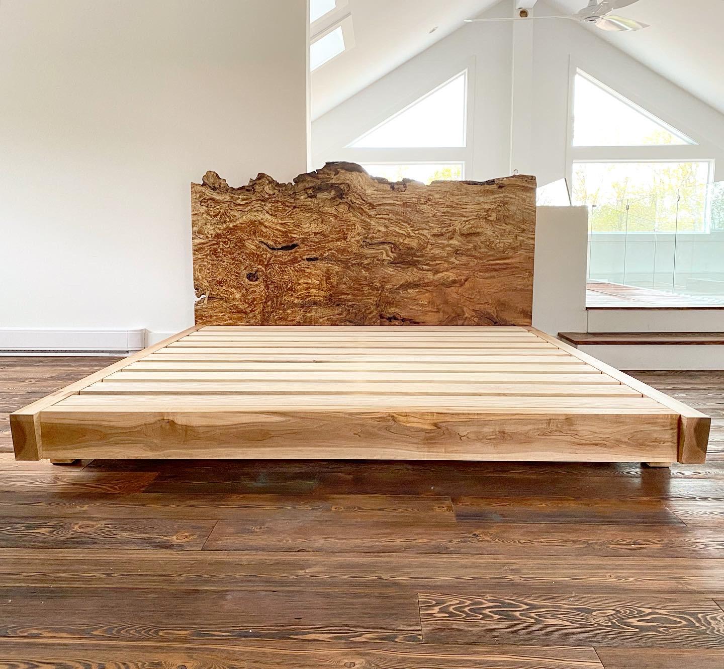 American King Sized Platform Maple Perri Bed with Live-Edge Slab Headboard For Sale