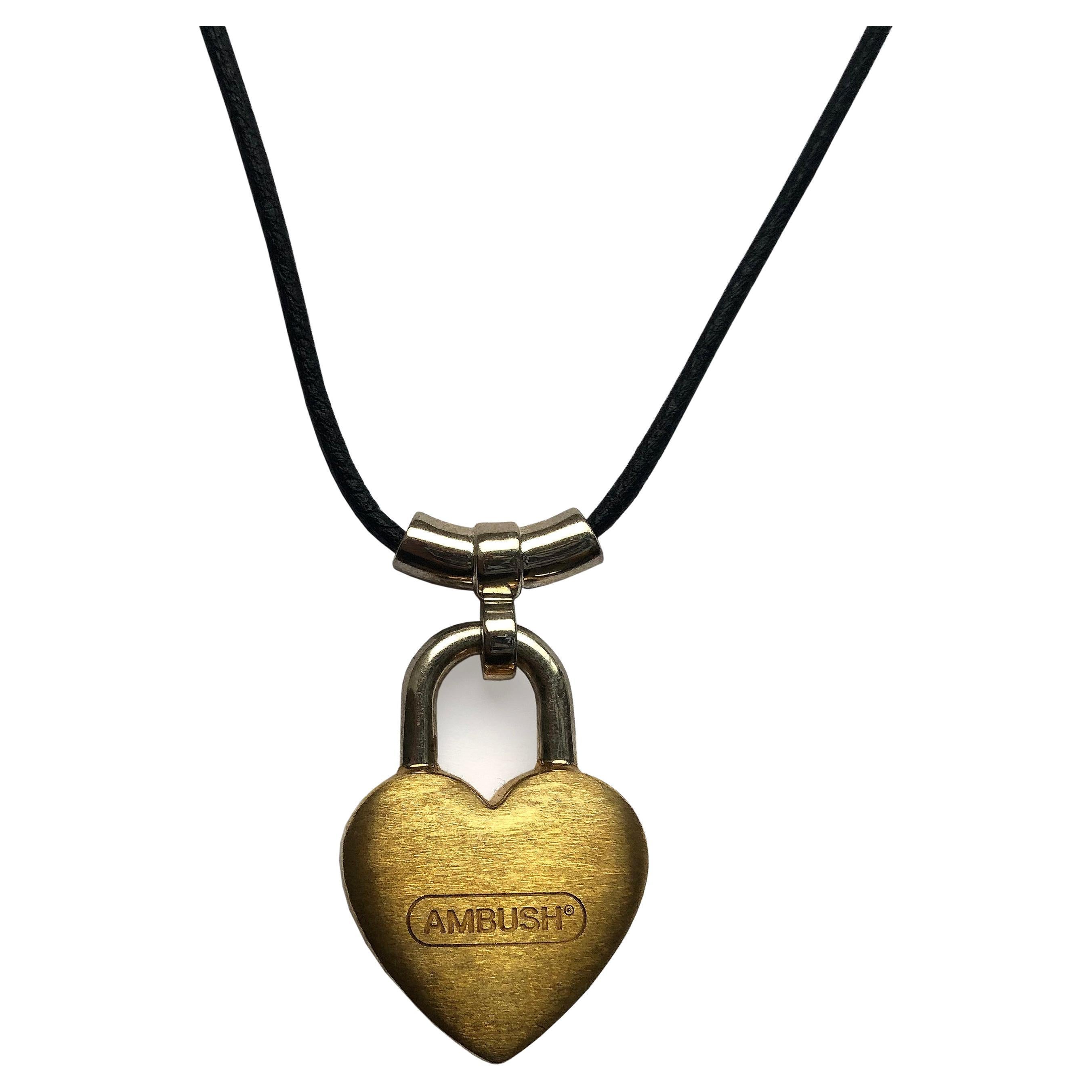Ambush - Collana con lucchetto a forma di cuore - NUOVO - Argento 925 spazzolato e tonalità oro