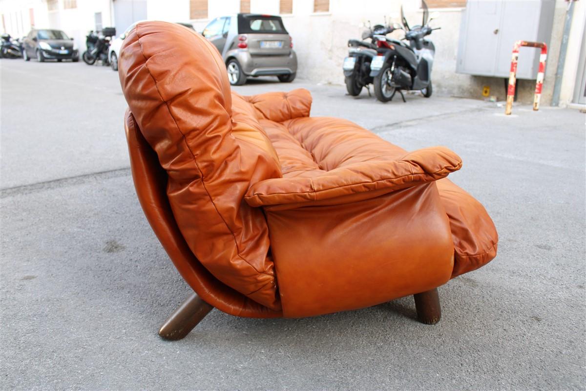 Amchair Cobianchi Insa 1970s Cognac Leather Italian armchair very comfortable For Sale 2