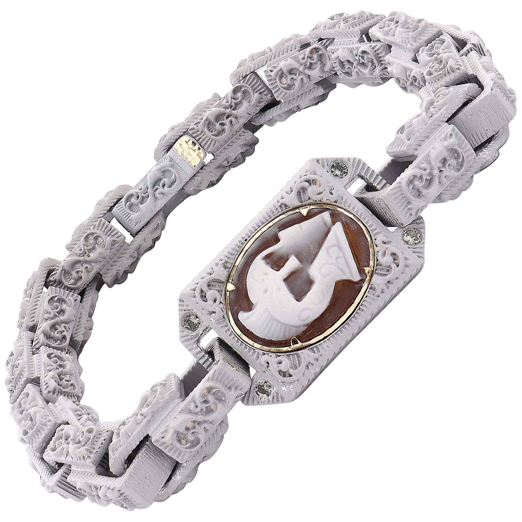 Amedeo "Lacedaemon" Cameo Bracelet with Grey Sapphires For Sale