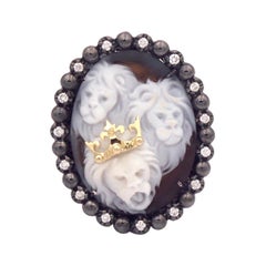 Amedeo "Lion King" Cameo Ring with White Diamonds