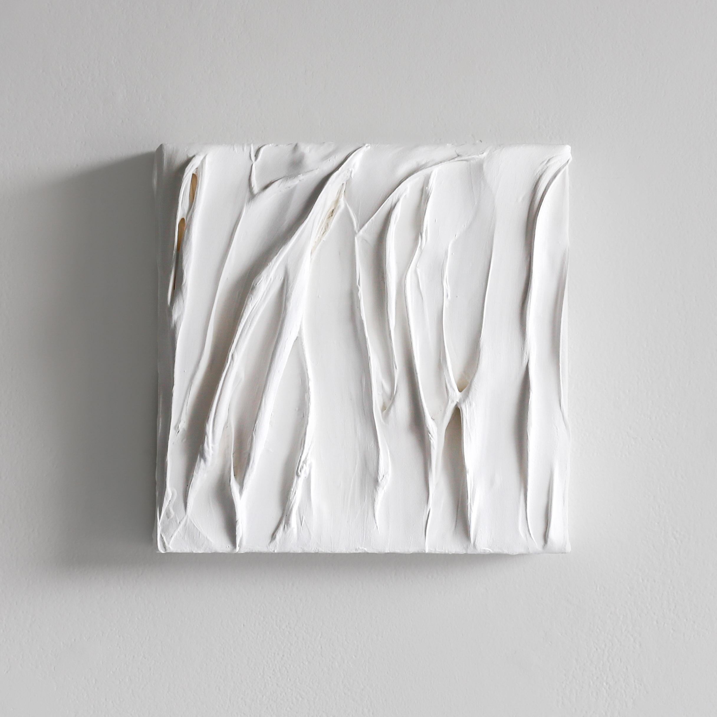 Avant Garde Series Blanc Small - Contemporary Mixed Media Art by Amee Calloway