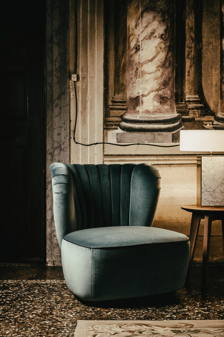 amelia accent chair
