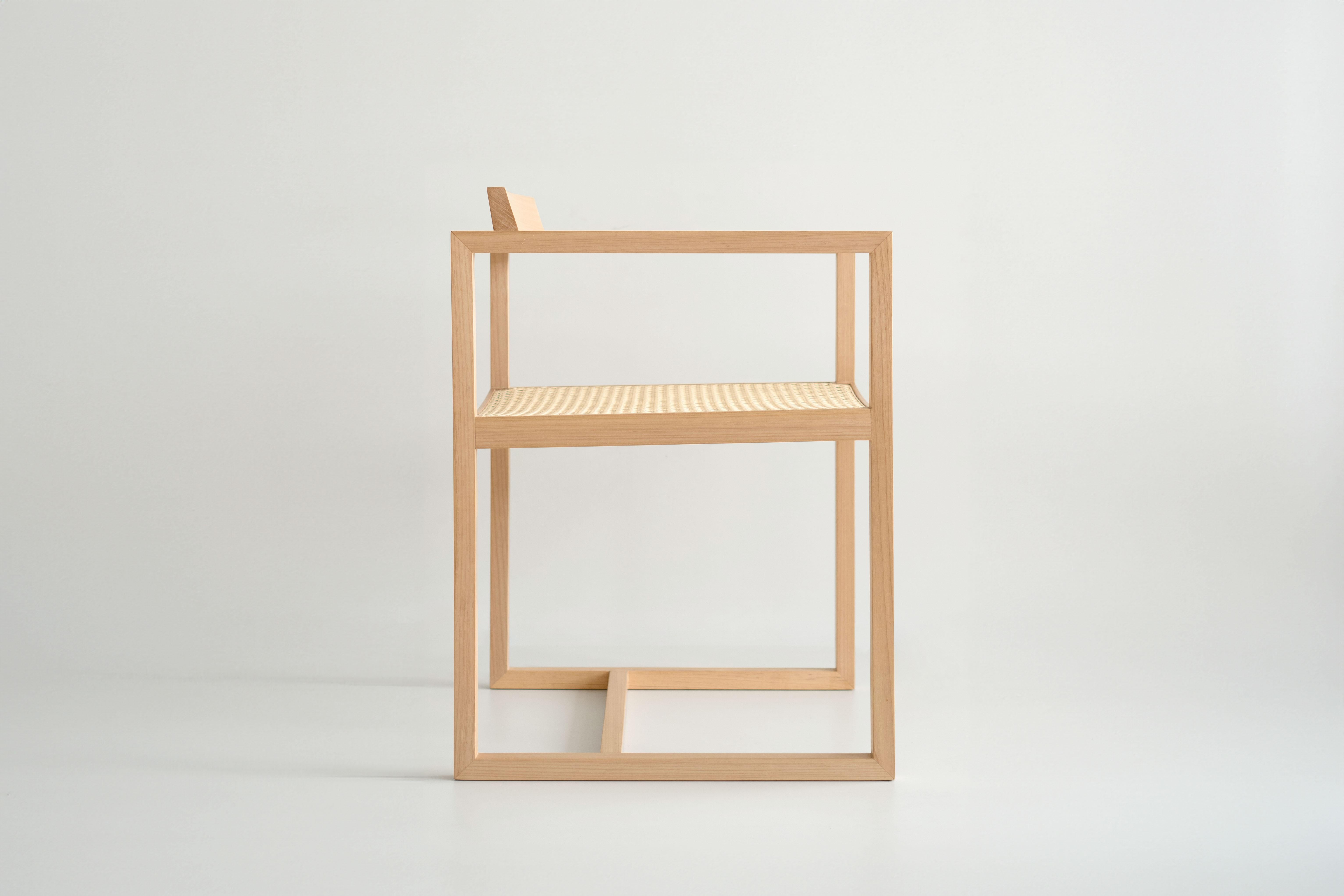 The Amélia chair was created during a constant search by the designer for the direct transposition of form into matter. The warmth of the wood and the straw applied to the coding of the design, result in a concise piece that communicates comfort and