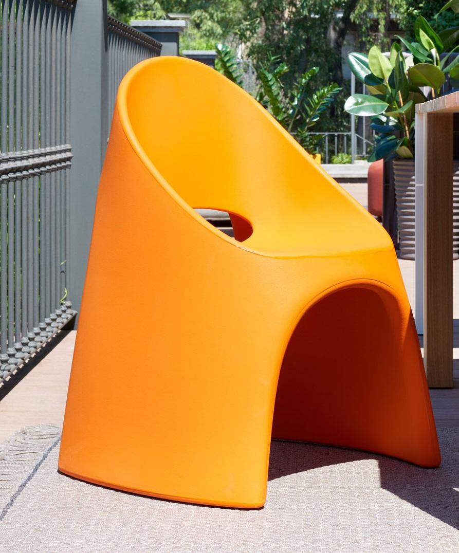 Amélie Chair by Italo Pertichini
Dimensions: D 67 x W 59 x H 87 cm.
Materials: Polyethylene.
Weight: 7 kg.

Available in a standard version and lacquered version. Prices may vary. Available in different color options. This product is suitable for