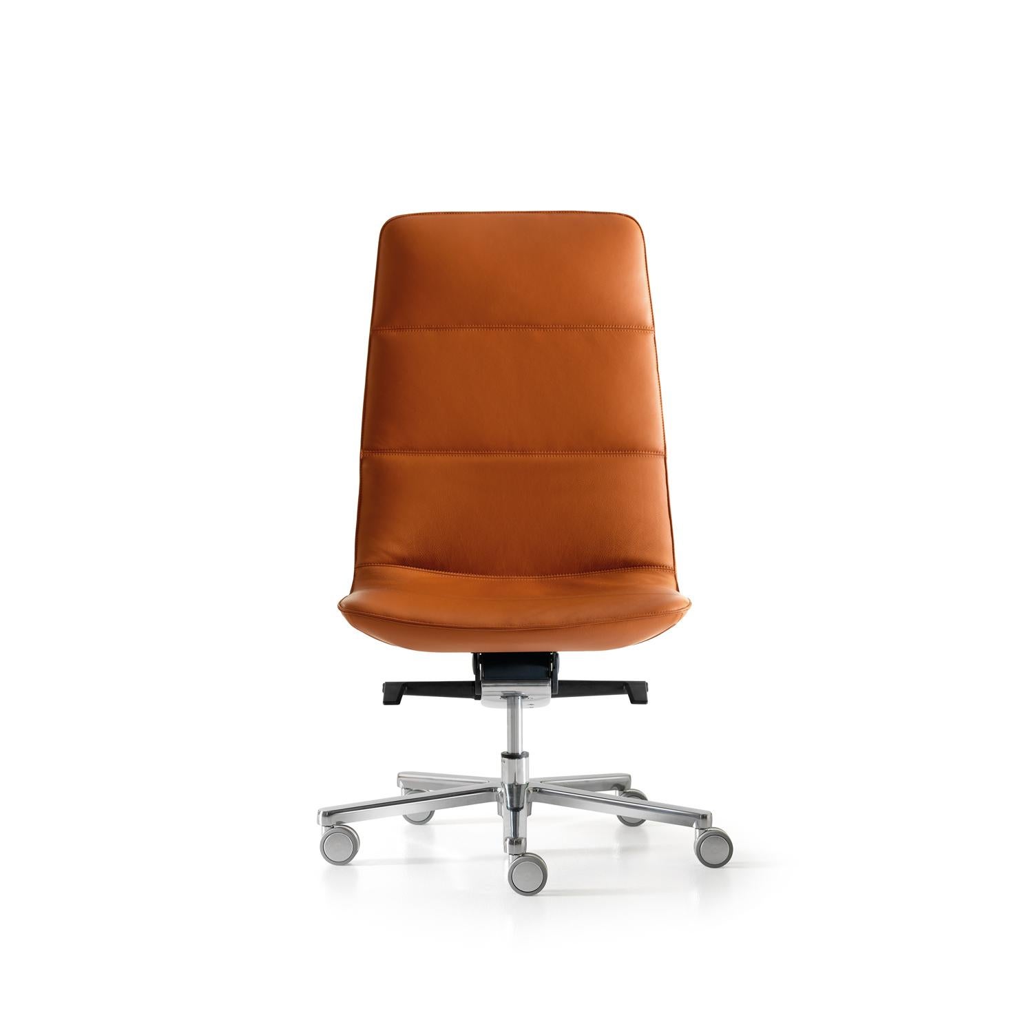 Altro Poltrona direzionale imbottita Amelie Comfort con schienale alto di Quinti Sedute in vendita