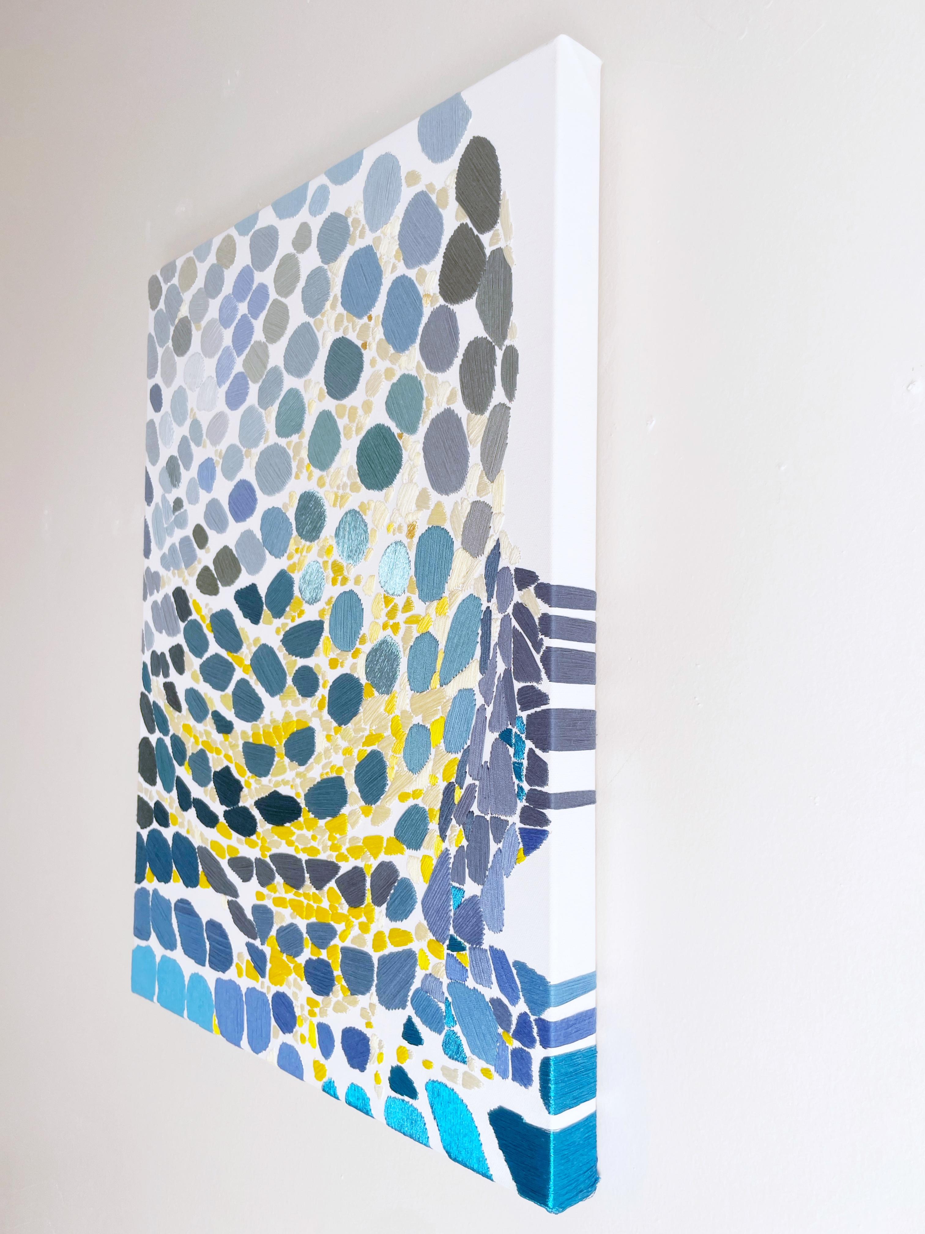 La Patte - Gray Animal Painting by Amelie Guthrie