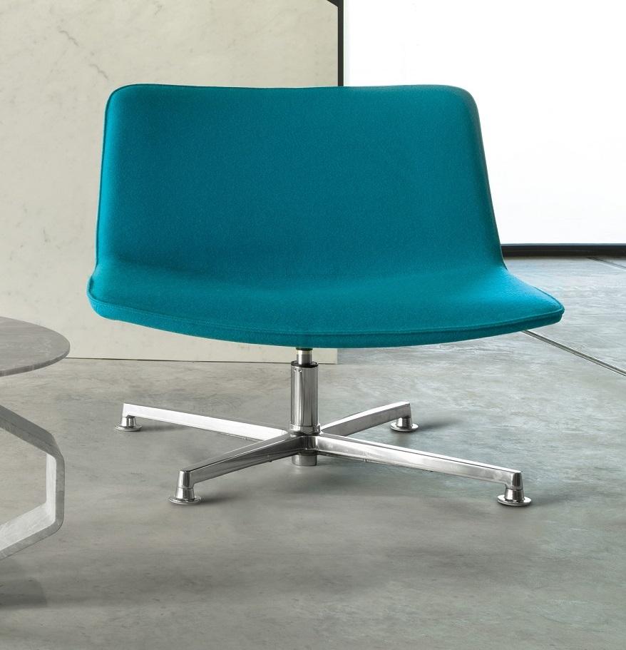 Postmoderno Amelie Lounge Chair in schiuma e alluminio lucido di Quinti Sedute in vendita