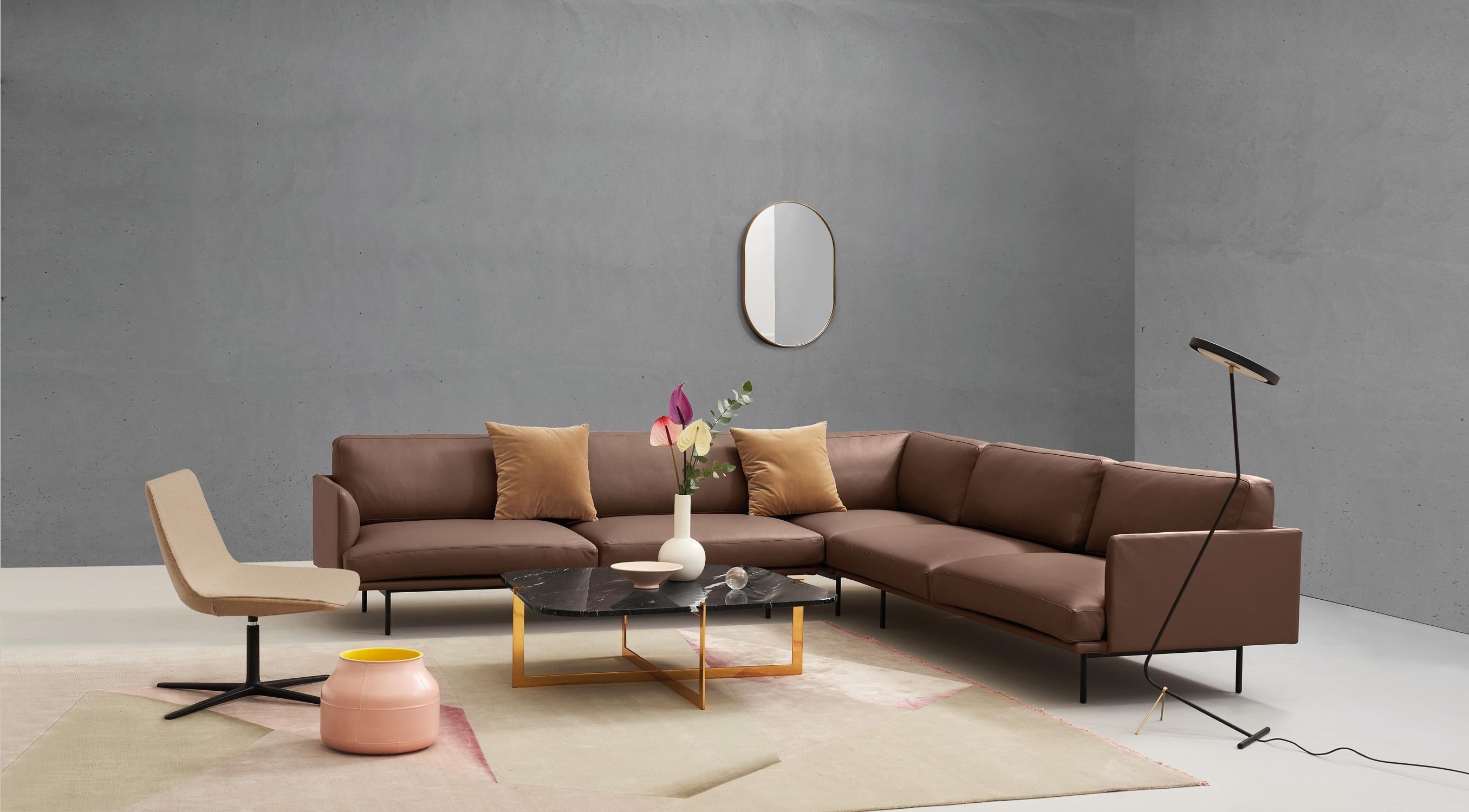 Amelie Lounge Chair in schiuma e alluminio lucido di Quinti Sedute In condizioni Nuovo in vendita a Geneve, CH