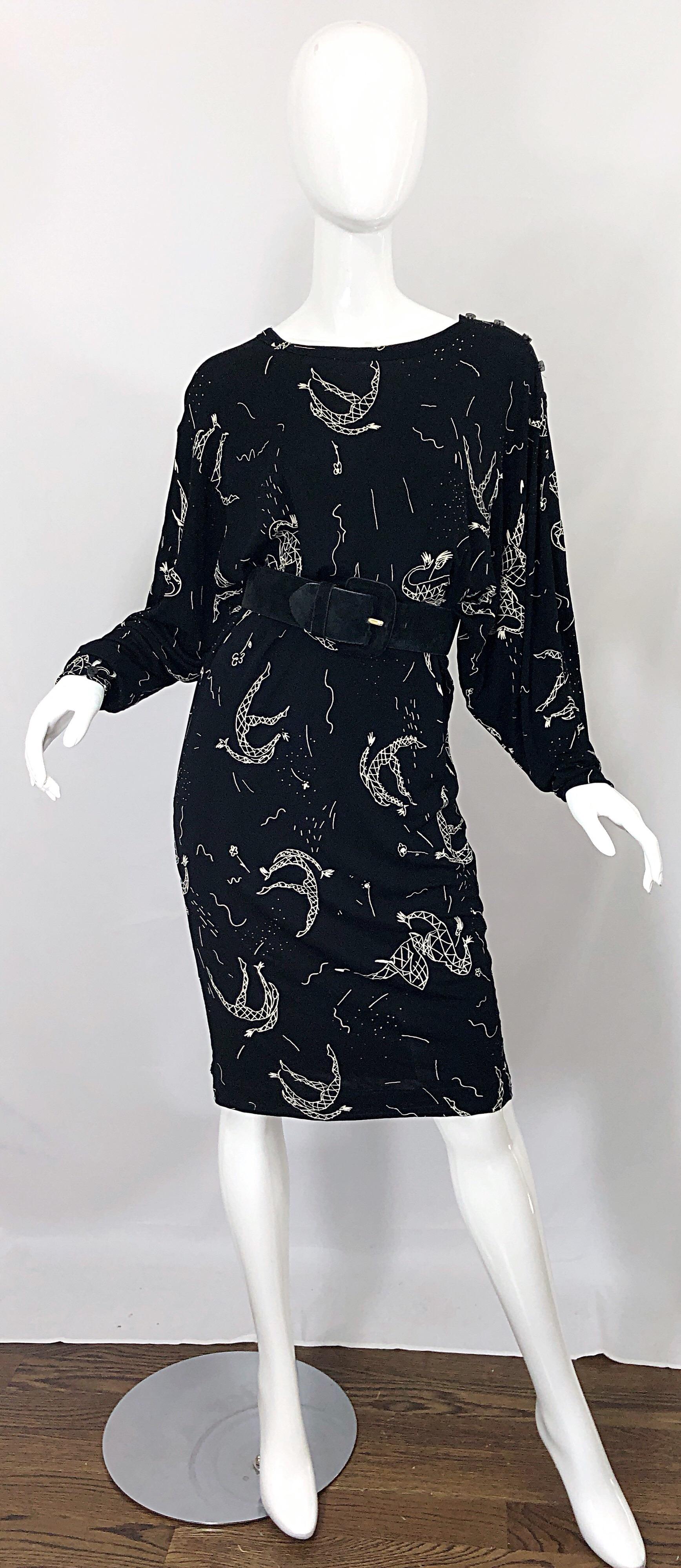Amen Wardy 1980er Jahre Handbemaltes Kleid mit schwarzem und weißem Harlekin-Print 80er Jahre im Angebot 2