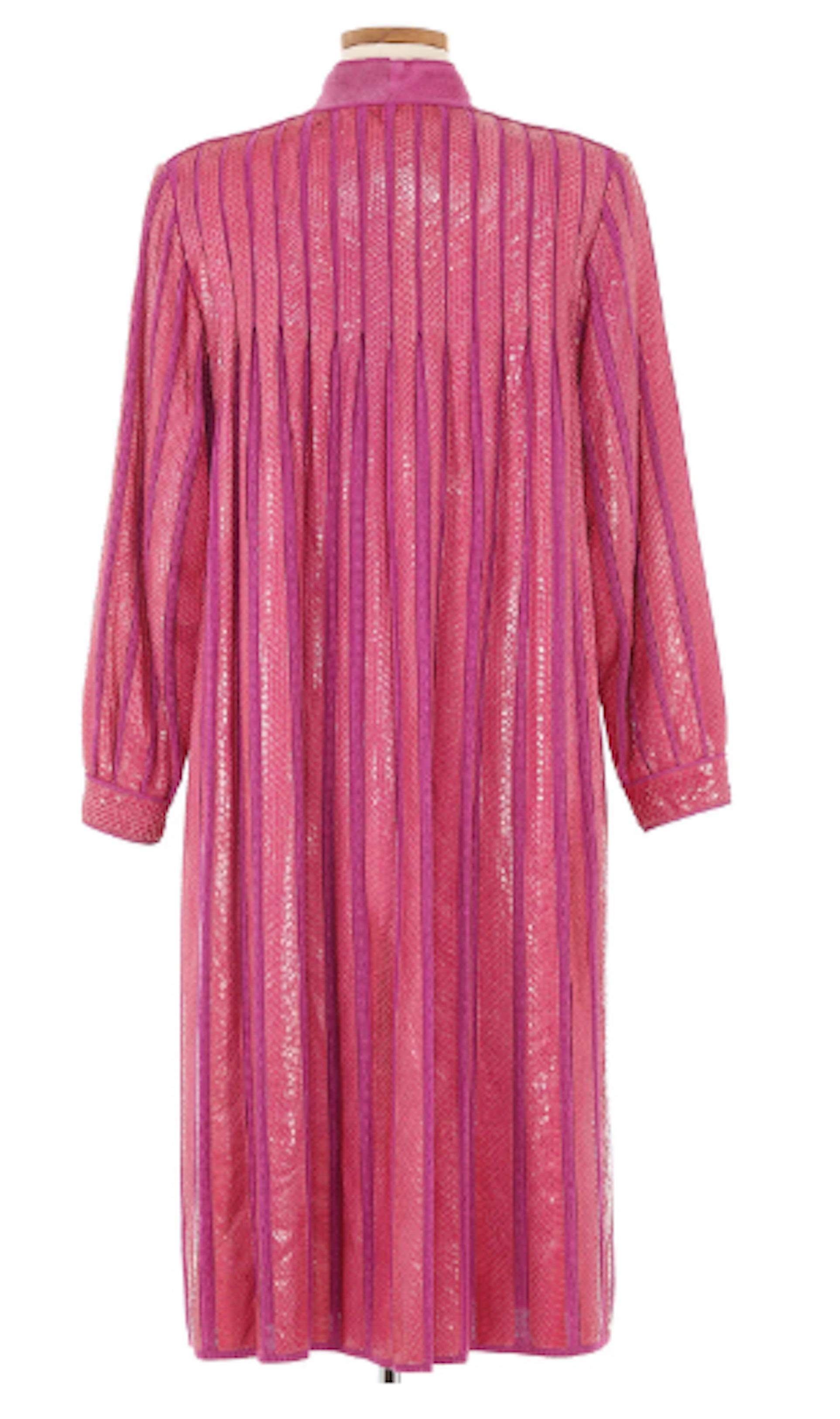 VINTAGE GRACE NY

Amen Wardy left a memorable impression on the realm of luxury women's couture, establishing glamorous boutiques in Texas, Beverly Hills, and Newport Beach. His clientele were at high regard, including the likes of royalty,
