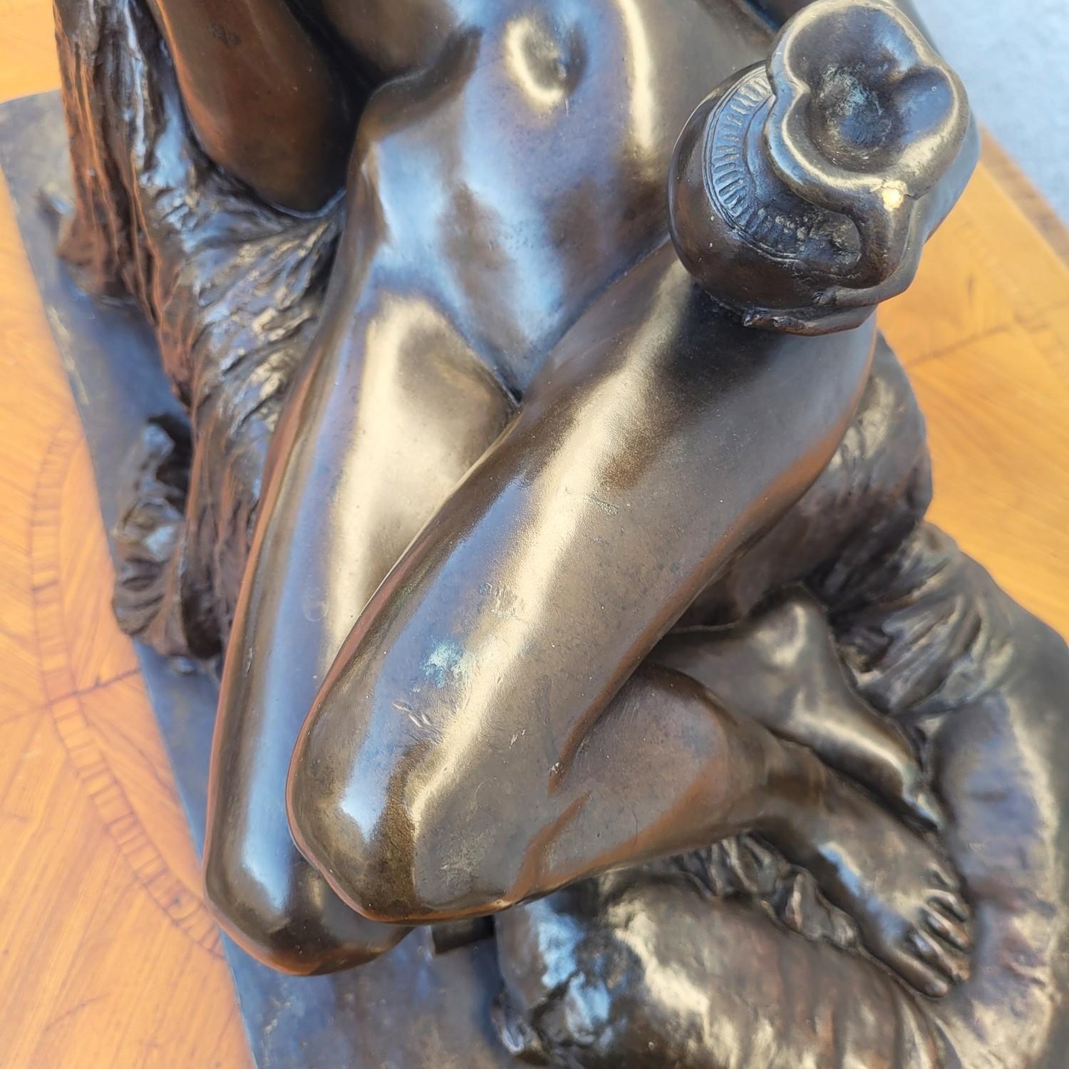 Amendola, Scultura in bronzo di una donna antica, XIX secolo in vendita 4