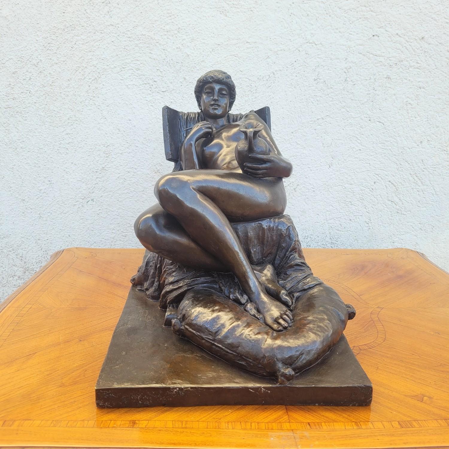 Amendola, Scultura in bronzo di una donna antica, XIX secolo in vendita 5