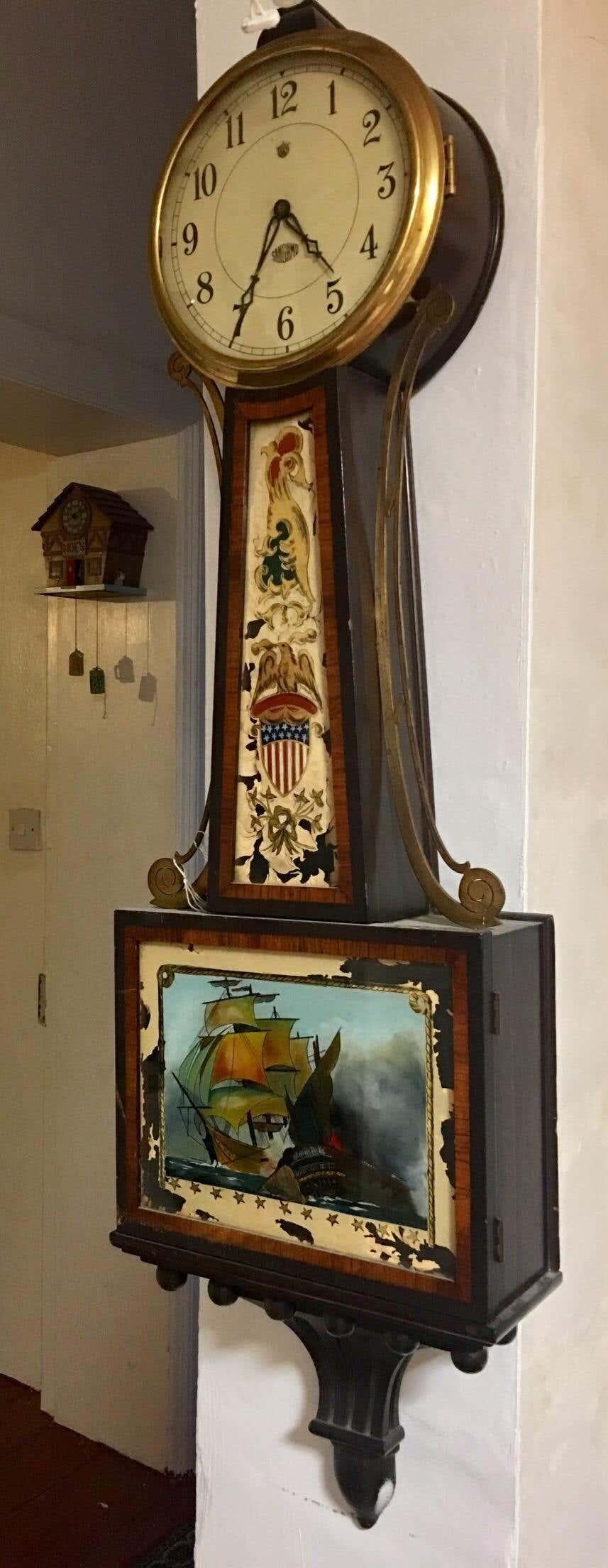American 110Volts Electric Banjo Clock In Fair Condition For Sale In London, Nottinghill