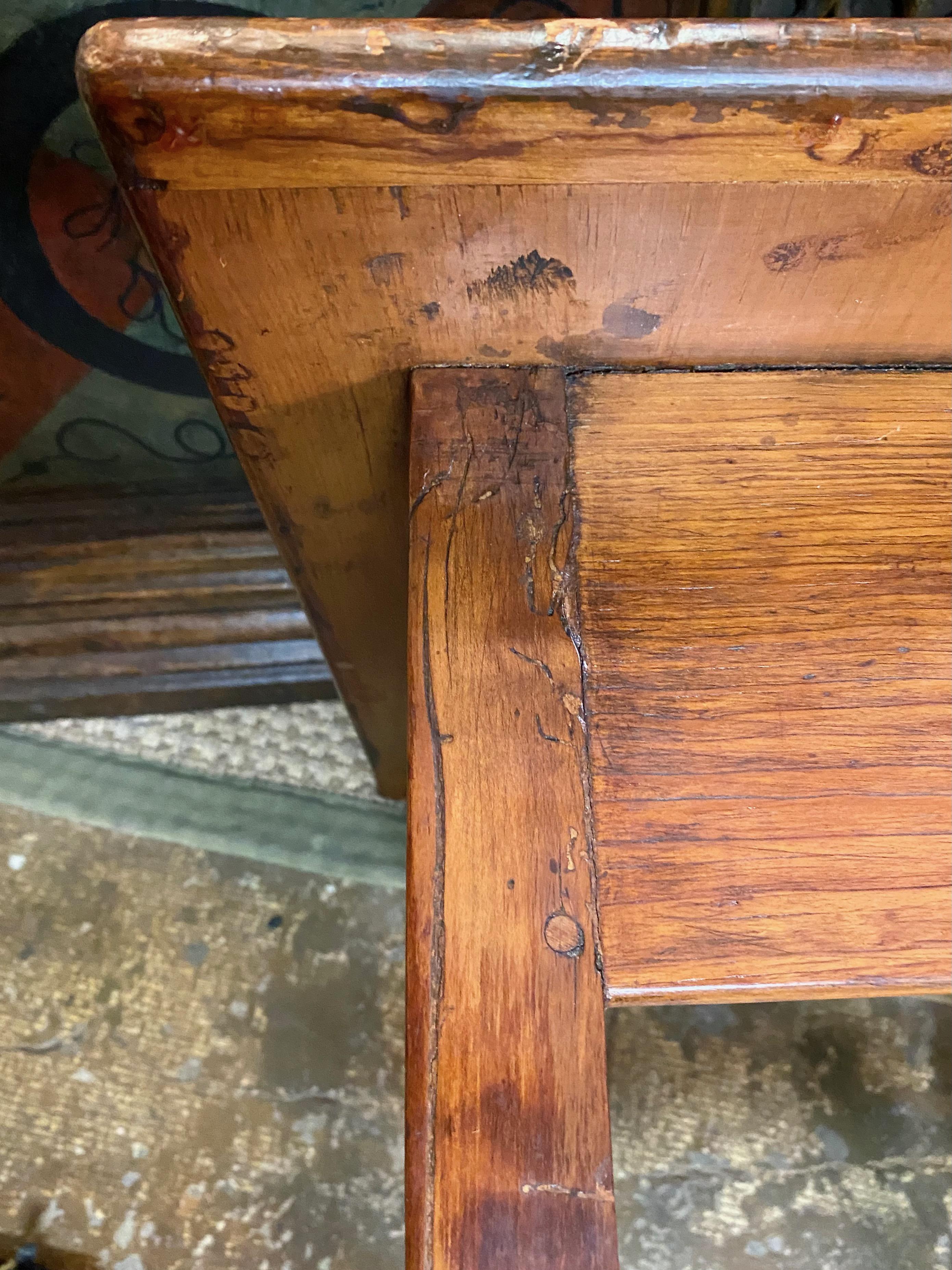 American 18th Century Tavern Table For Sale 2