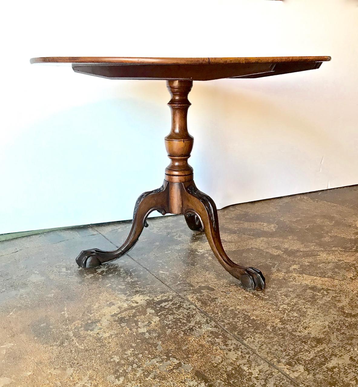 This is a beautiful example of a mid-18th century American tilt-top tea table that was most probably created in Salem, Massachusetts. The table appears to retain its original surface. (If not the original surface, than a very old 18th or early 19th