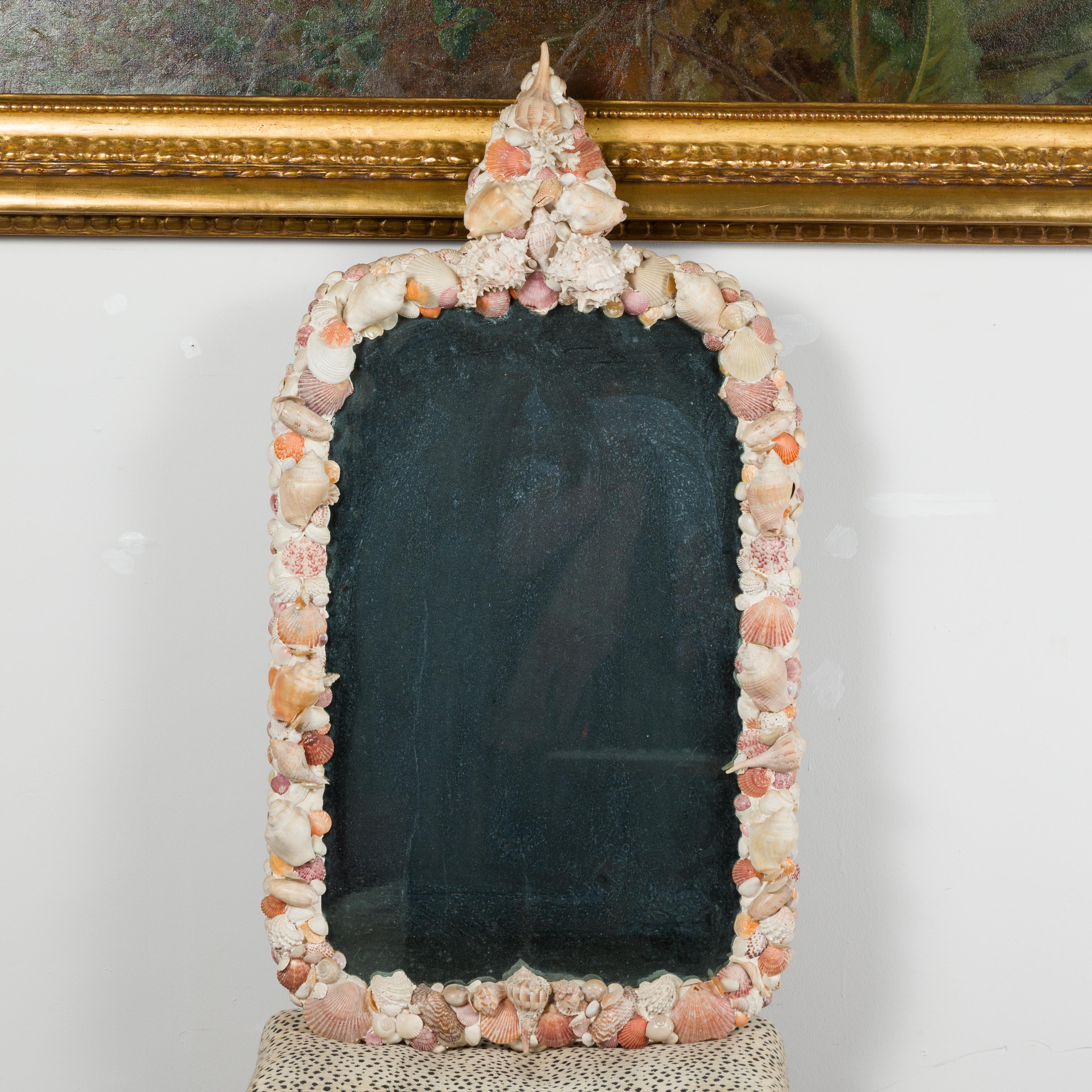 American 1930s Shell Mirror with Pyramidal Crest and Pastel Tones For Sale 2