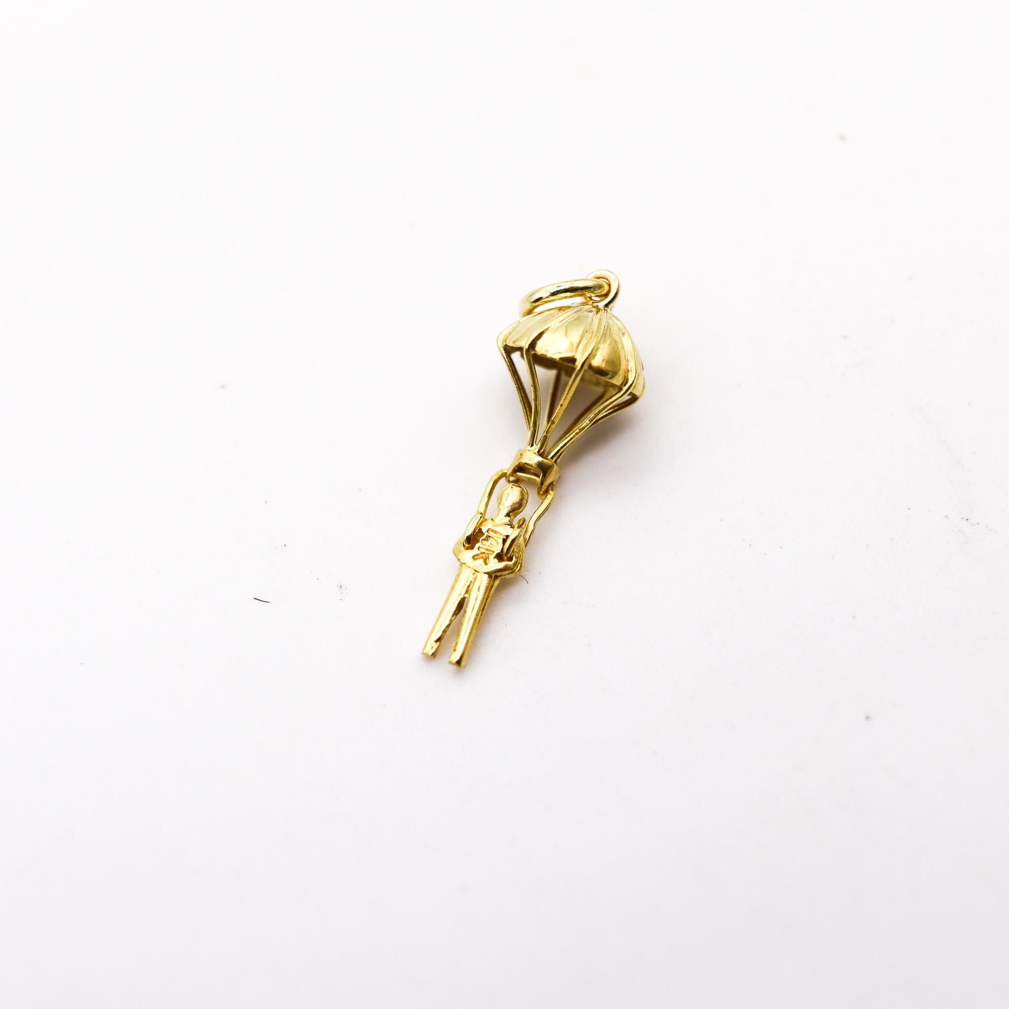 American 1935 Dreco Retro Charm in the Shape of a PARACHUTER In 14Kt Yellow Gold 1