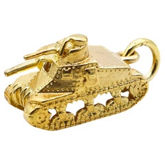 American 1935 Dreco Retro Charm in the Shape of a TANK In 14Kt Yellow Gold