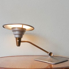 American 1950s Dazor Enterprise Table Lamp Model 1056