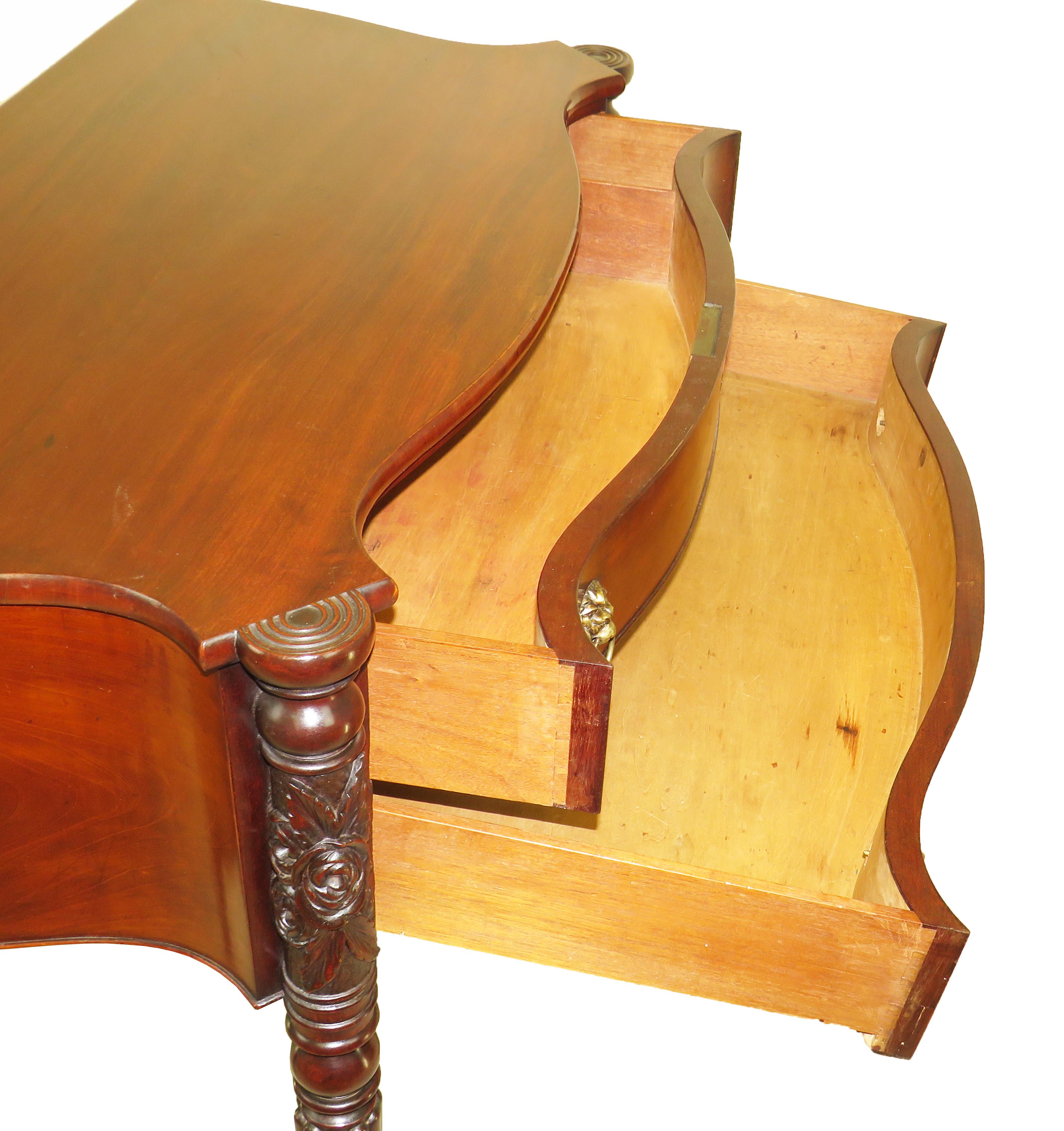 American 19th Century Federal Mahogany Serpentine Table For Sale 2