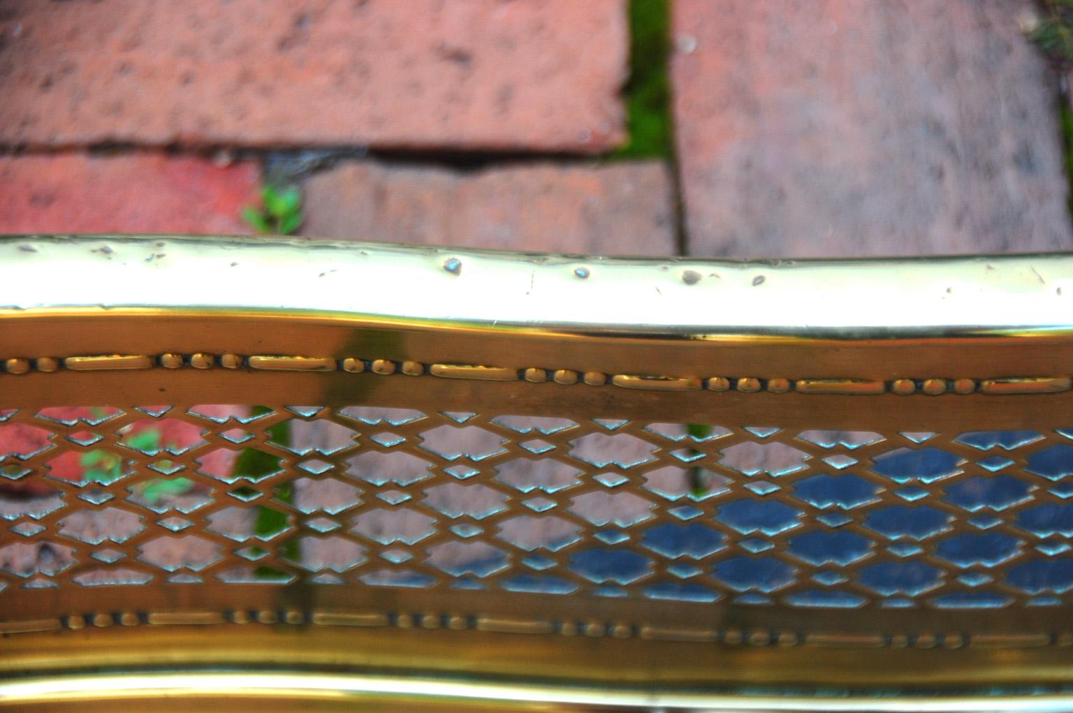 American 19th Century Five Foot Serpentine Brass Pierced Fender For Sale 2