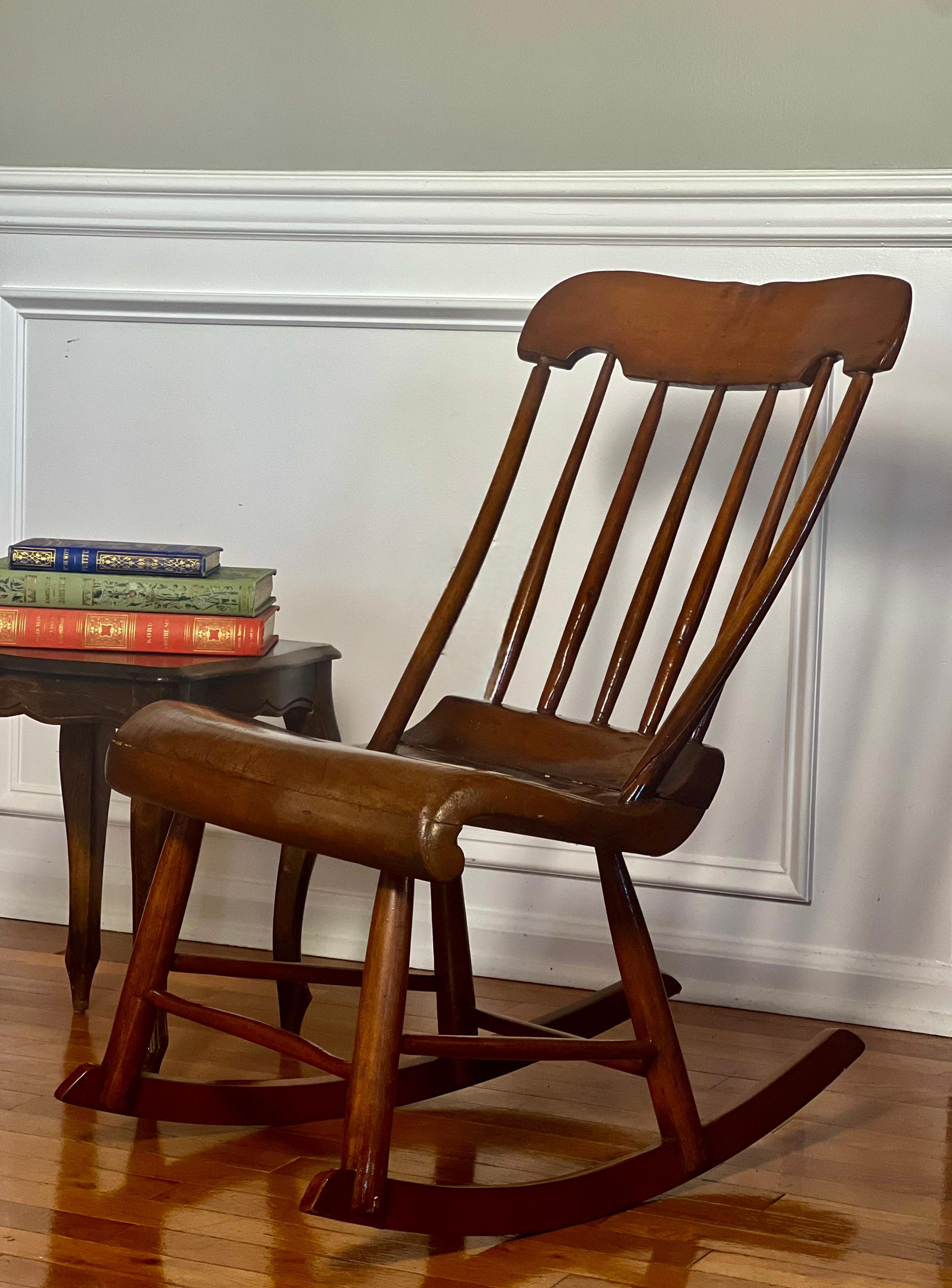American 19th Century Handcrafted Child's Boston Rocker For Sale 13