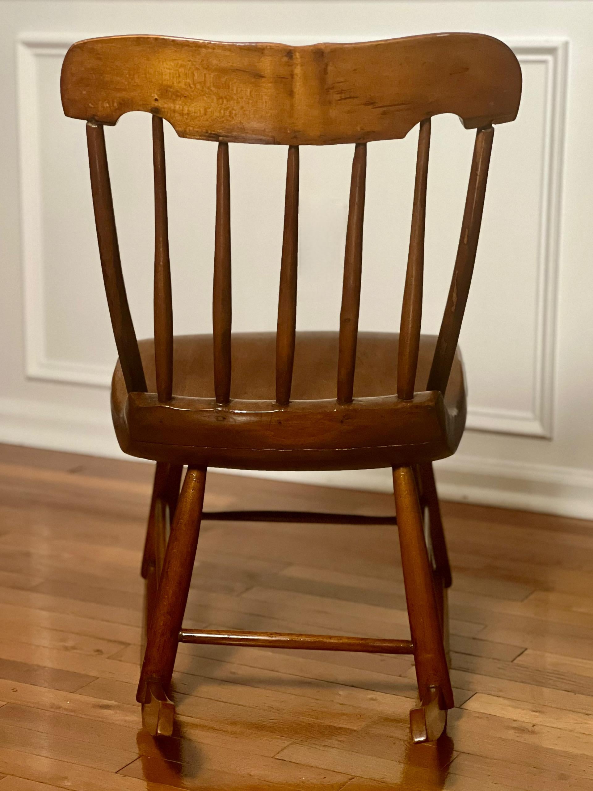 American 19th Century Handcrafted Child's Boston Rocker For Sale 3
