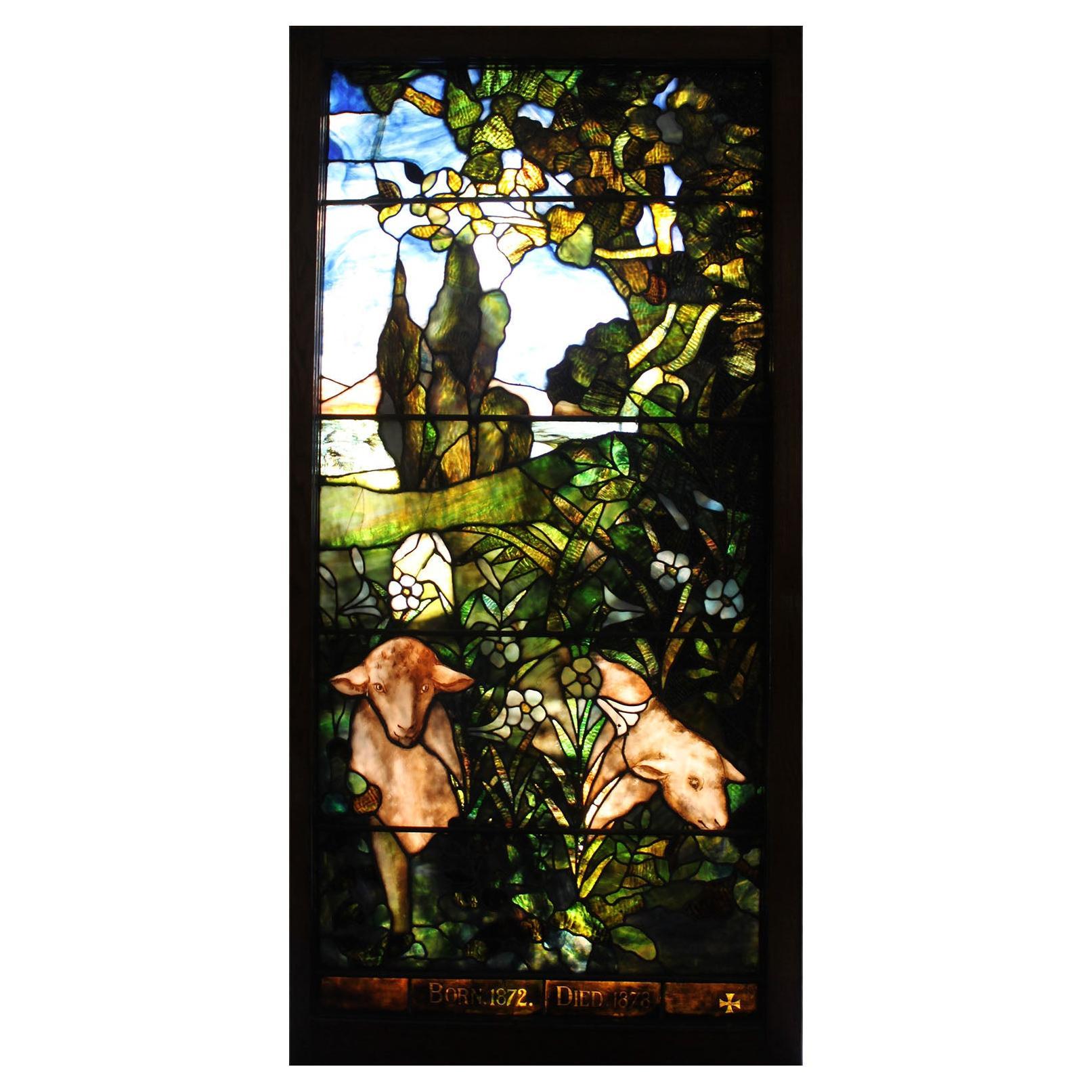 American 19th Century Stained-Glass Panel Depicting Sheep-Lambs, Manner Tiffany For Sale