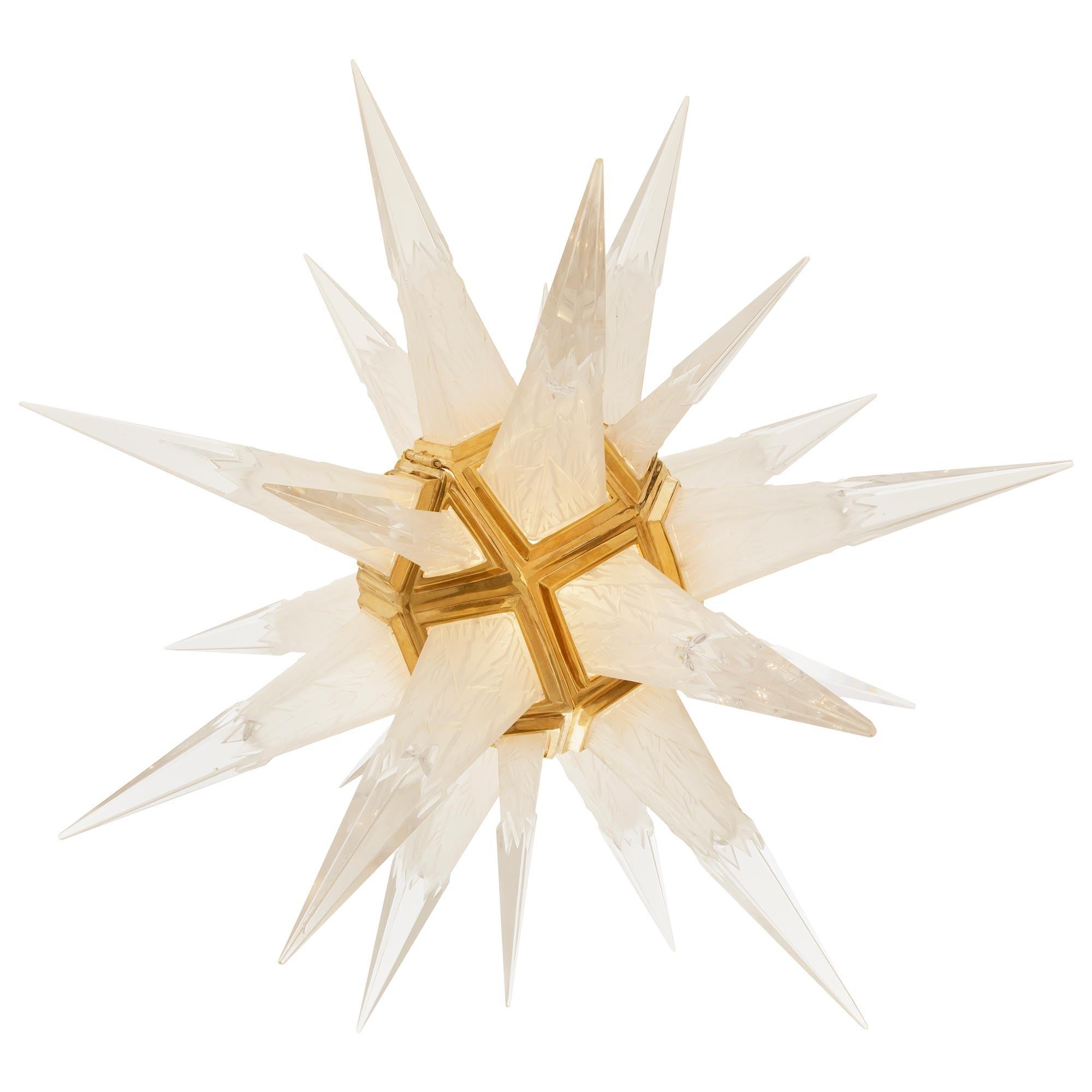 Lampadario americano del XX secolo in ormolu e vetro, di Charles J. Weinstein, 1930 in vendita 2