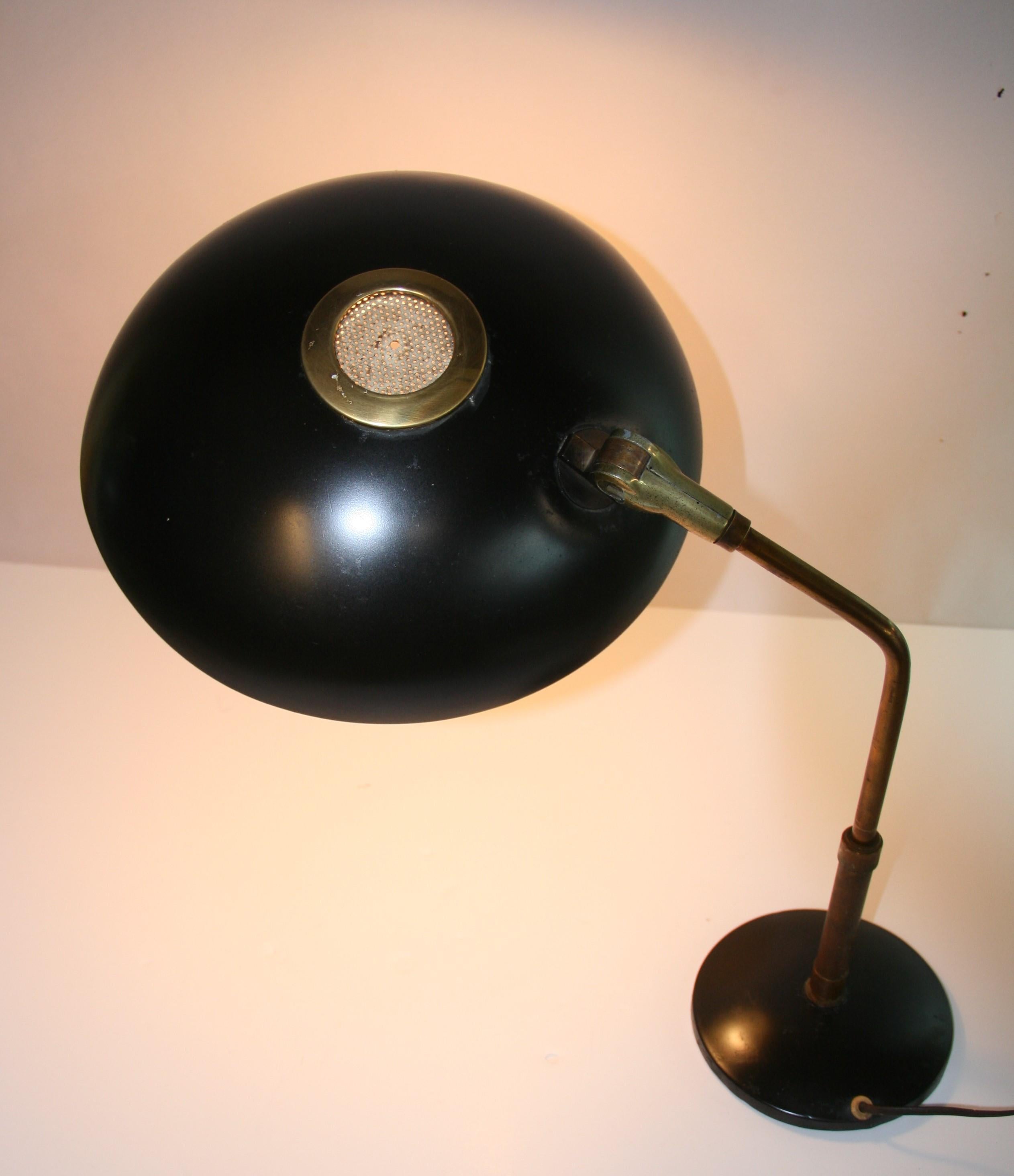 Vintage Französisch  Verstellbare Schreibtischleuchte, Messing, schwarz lackiertes Metall, 1950er Jahre im Angebot 5