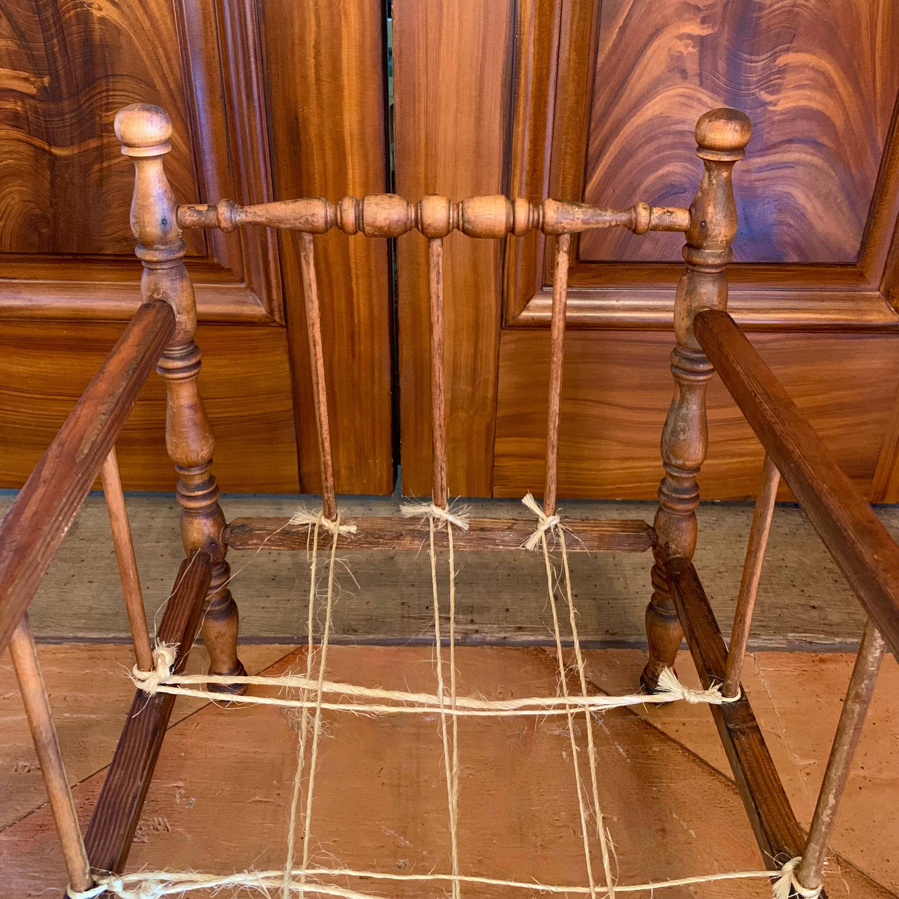 American Antique Doll’s Bed, 19th Century In Fair Condition For Sale In Free Union, VA